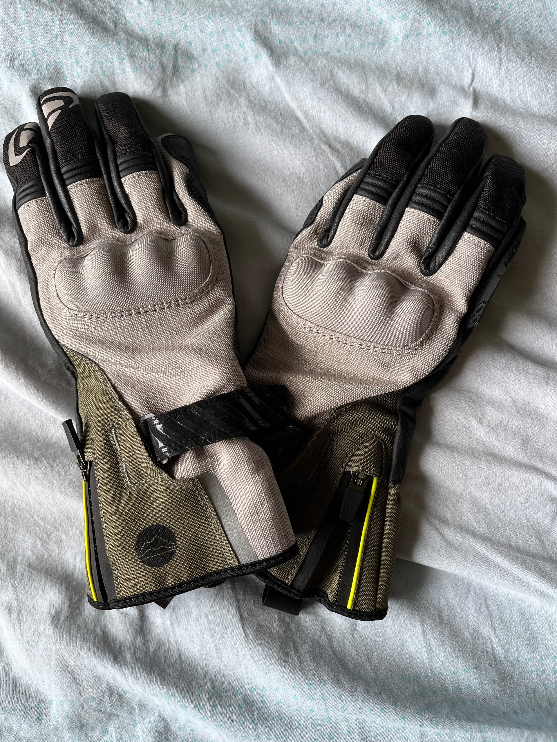 Gants moto