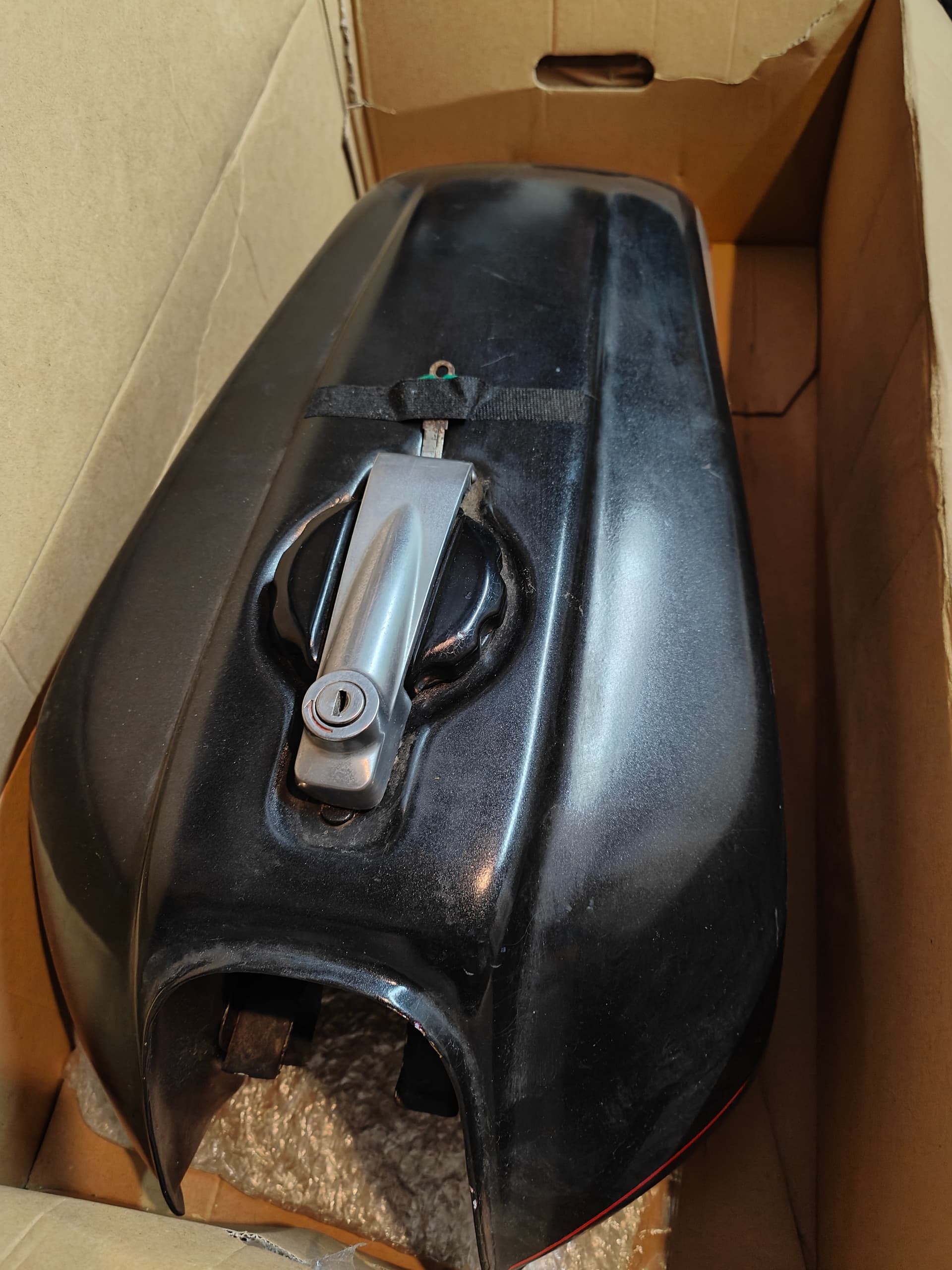 Réservoir CB750 bol d'or 79" — photo 2/2