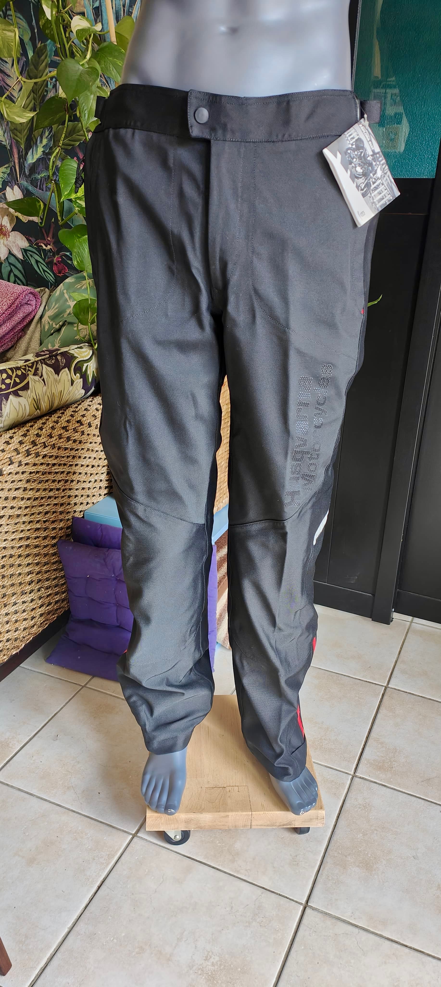 Taille 44 EU Pantalon moto neuf waterproof Husqvarna Esplora T54 – Protections incluses — photo 2/5