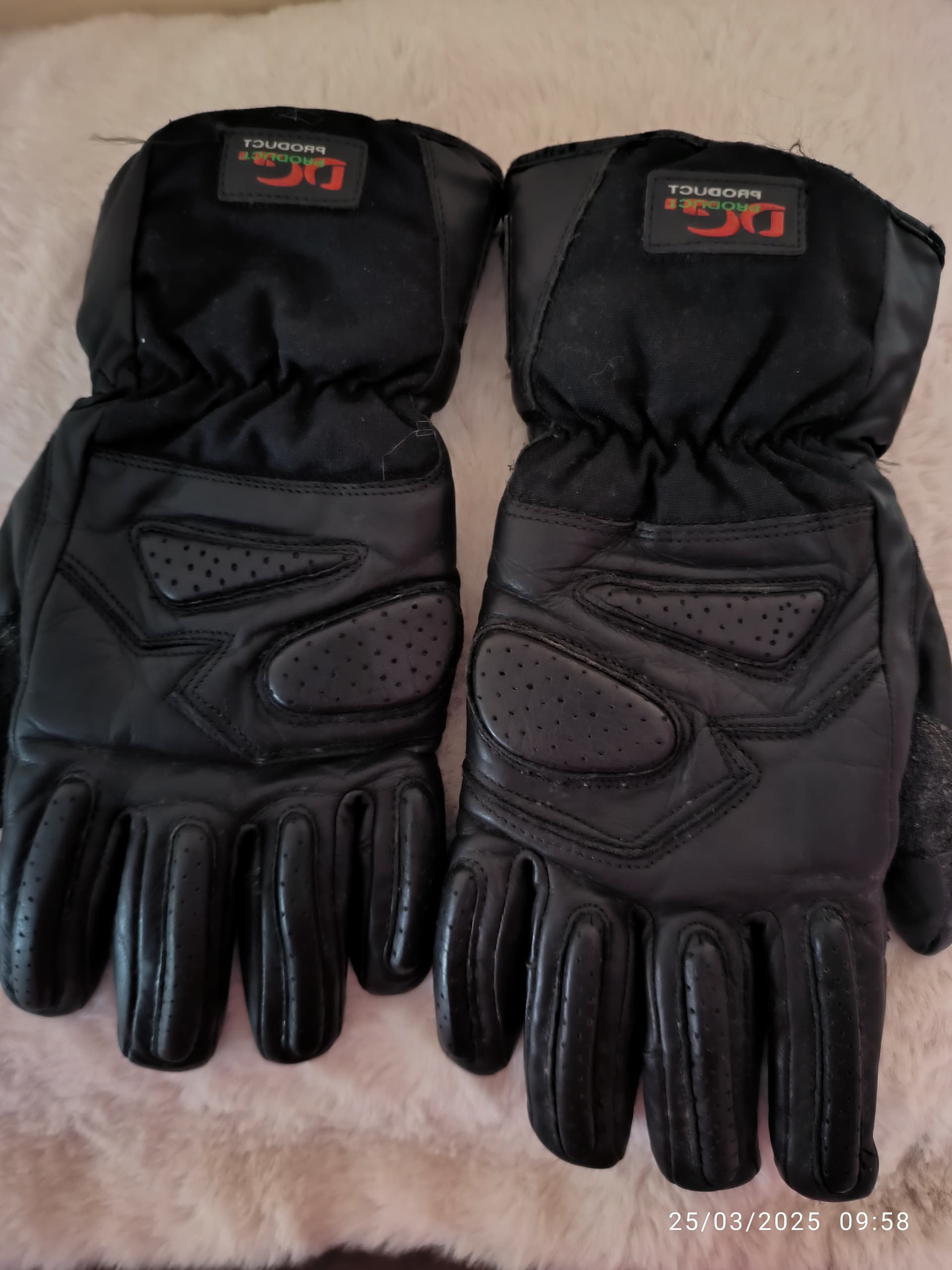 Gants noir moto DG cuir KEVLAR T9 ou M