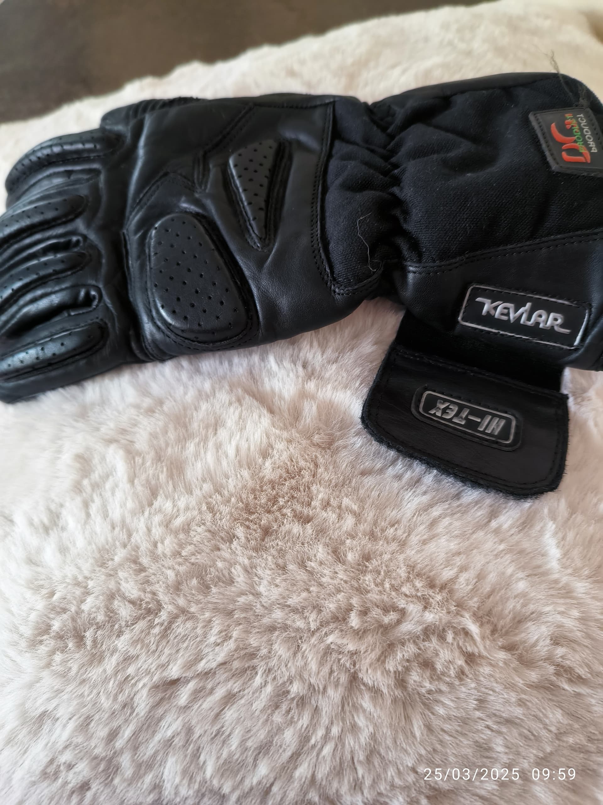Gants noir moto DG cuir KEVLAR T9 ou M — photo 4/5
