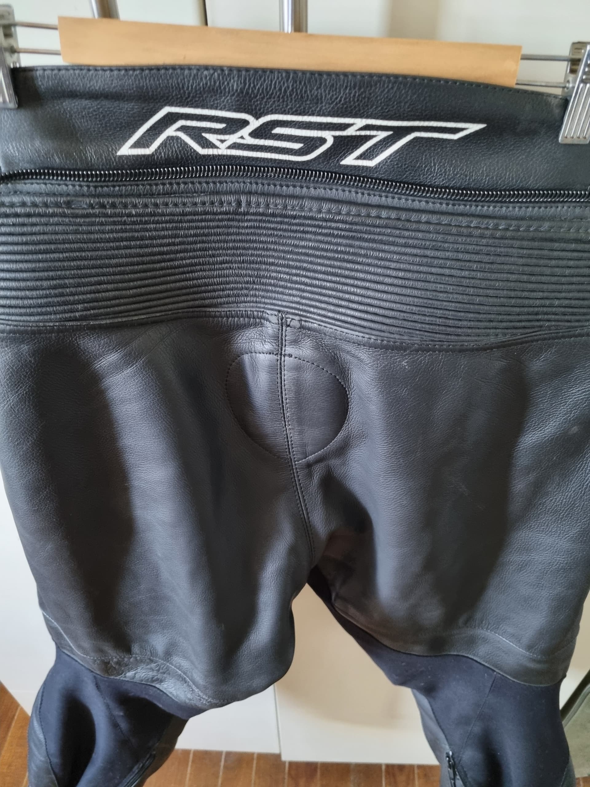 pantalon moto cuir RST 5xl — photo 5/5
