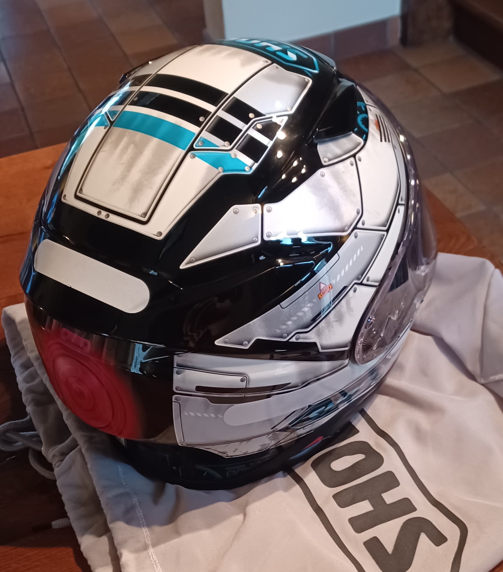 Casque moto intégral  SHOEI - NXR2 Fortress taille S — photo 4/4