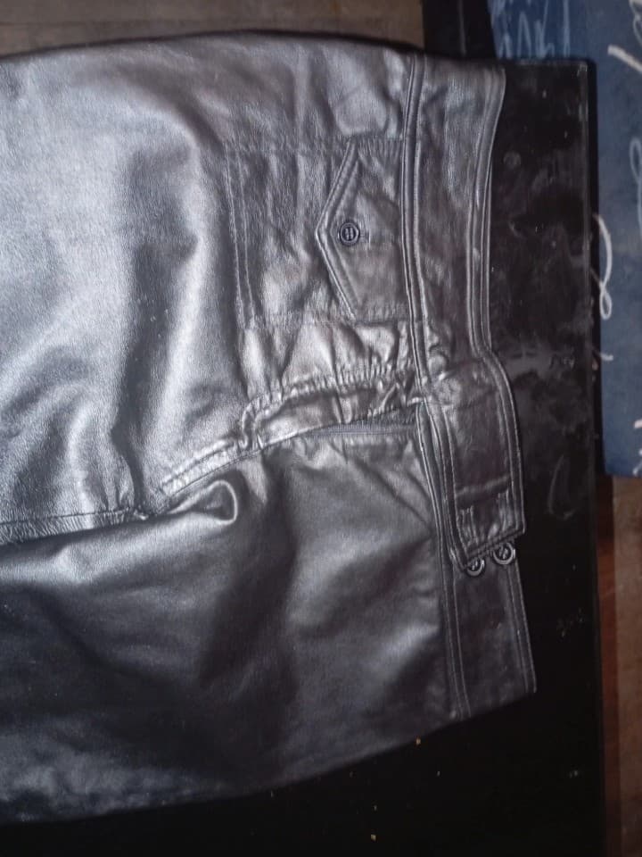 Pantalon cuir femme