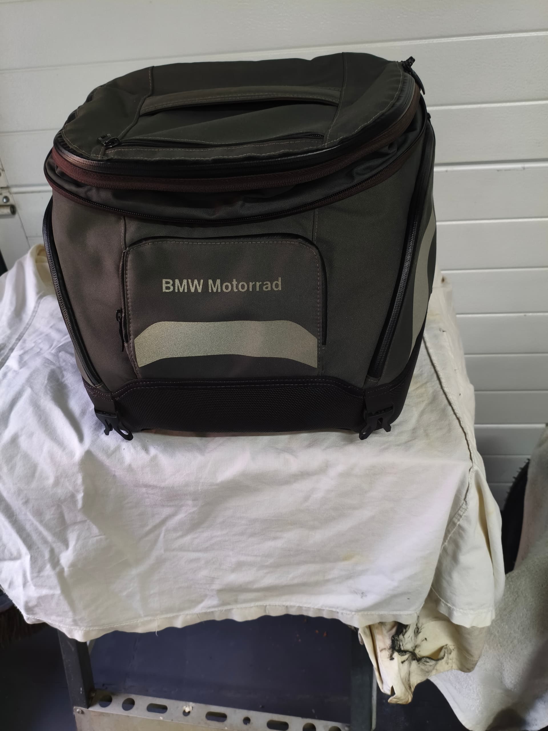 Vends sac BMW motorrad très bon état — photo 4/5