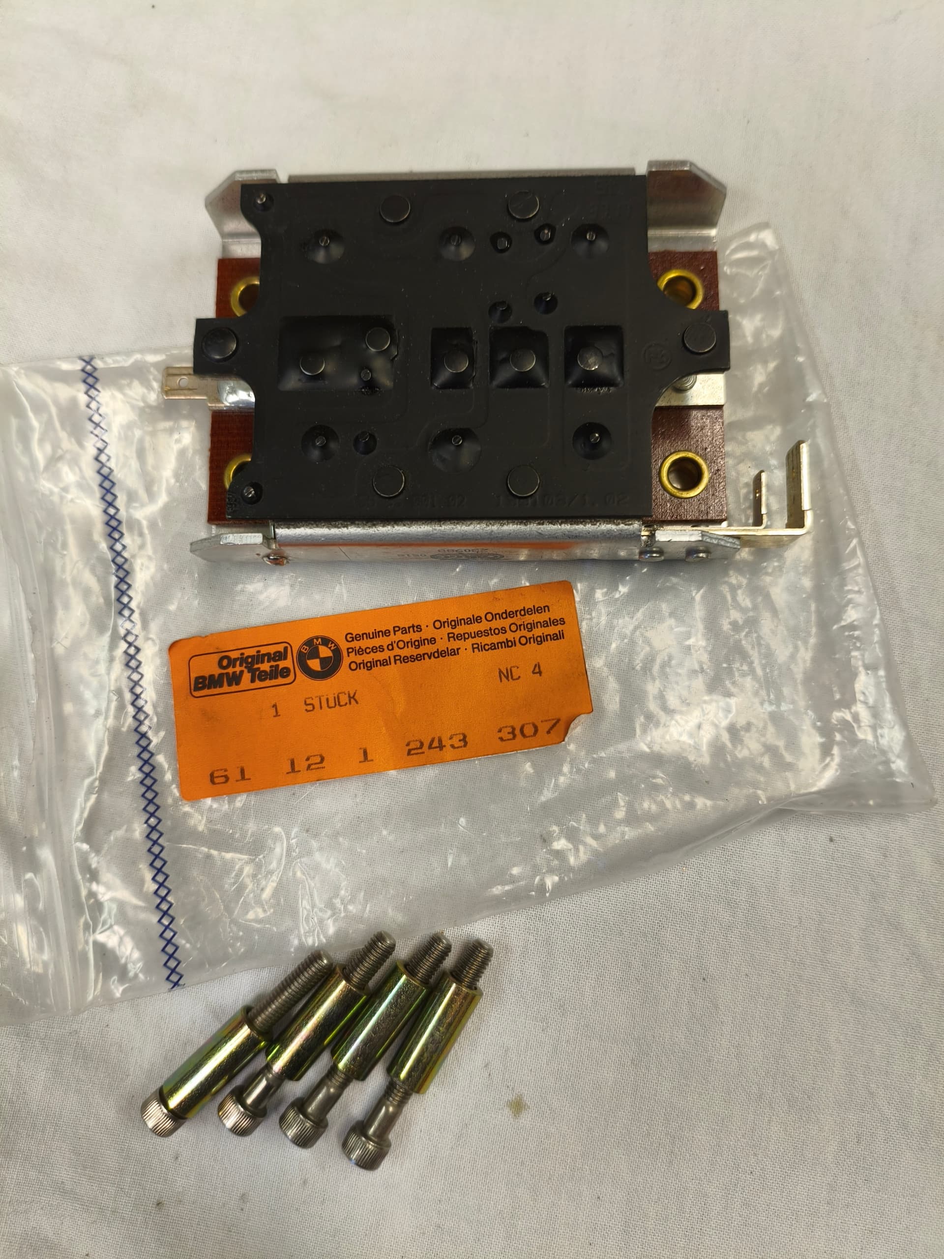 Platine Diode / Redresseur moto BMW R60-90/6 Neuf — photo 2/2