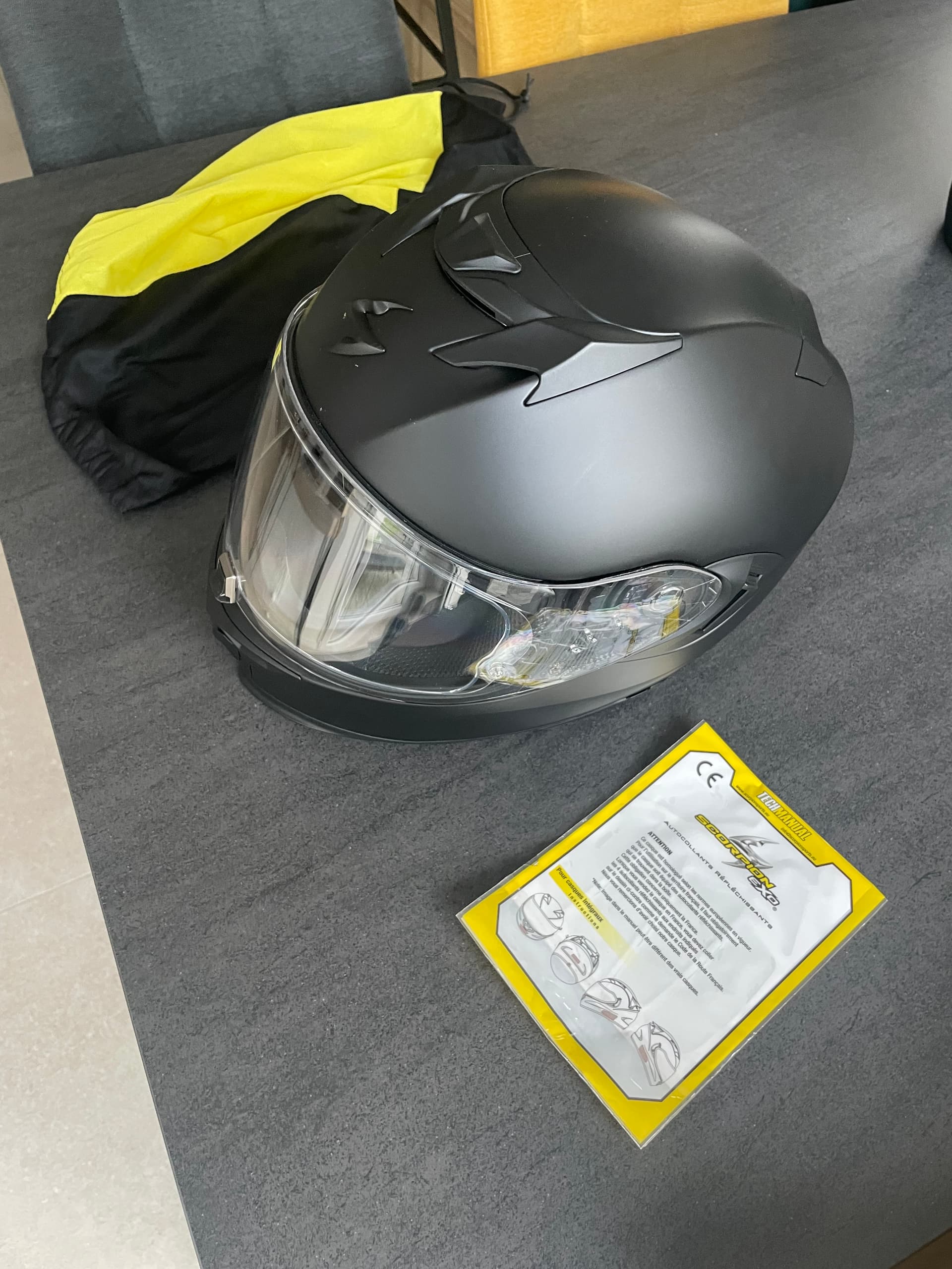 Casque noir SCORPION EXO — photo 3/3