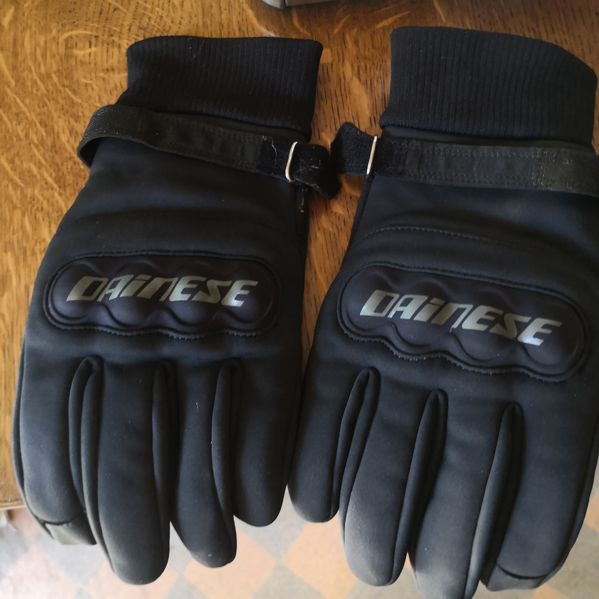 Gants — photo 2/3