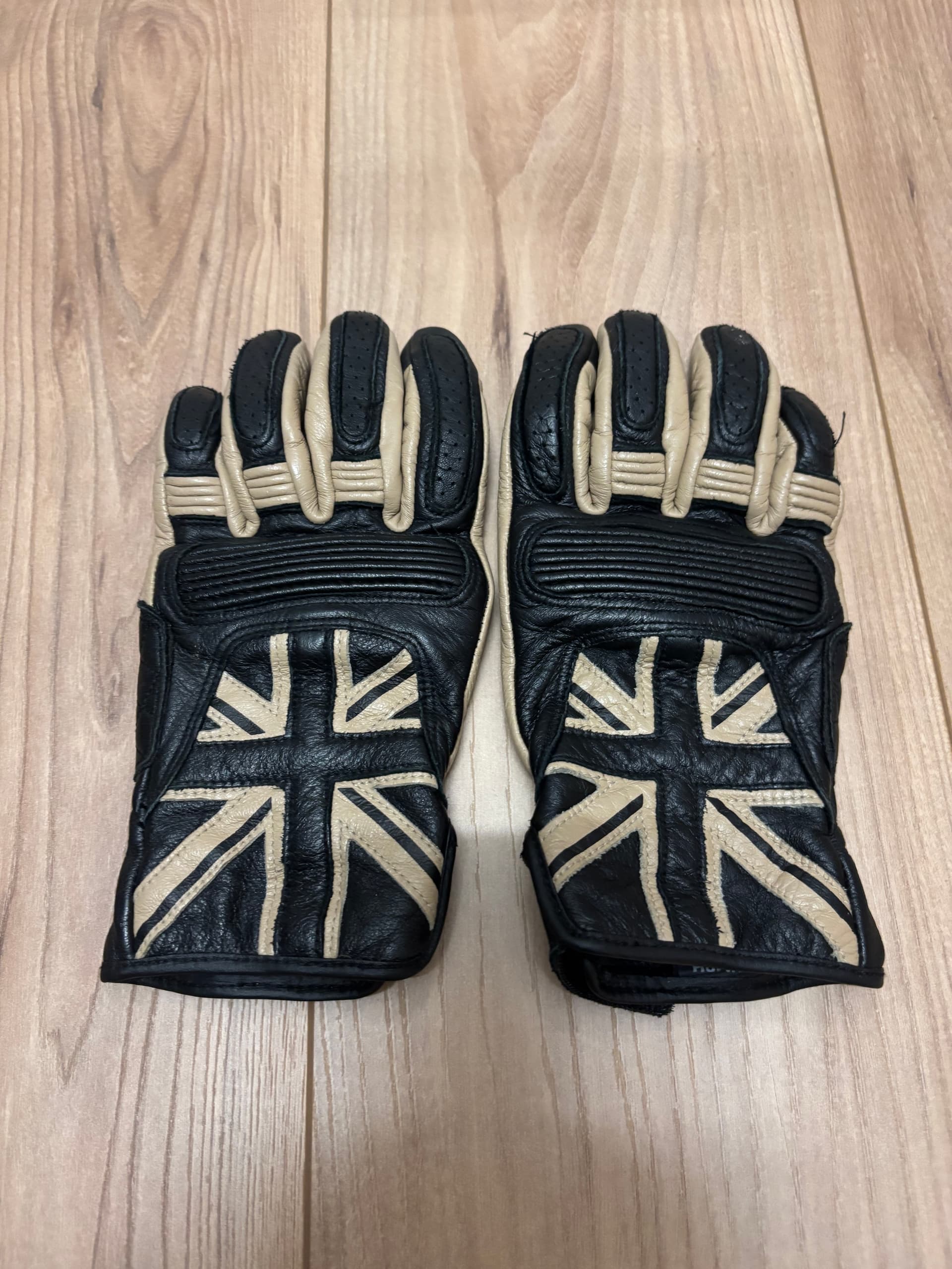 Gants homologués cuir Triumph