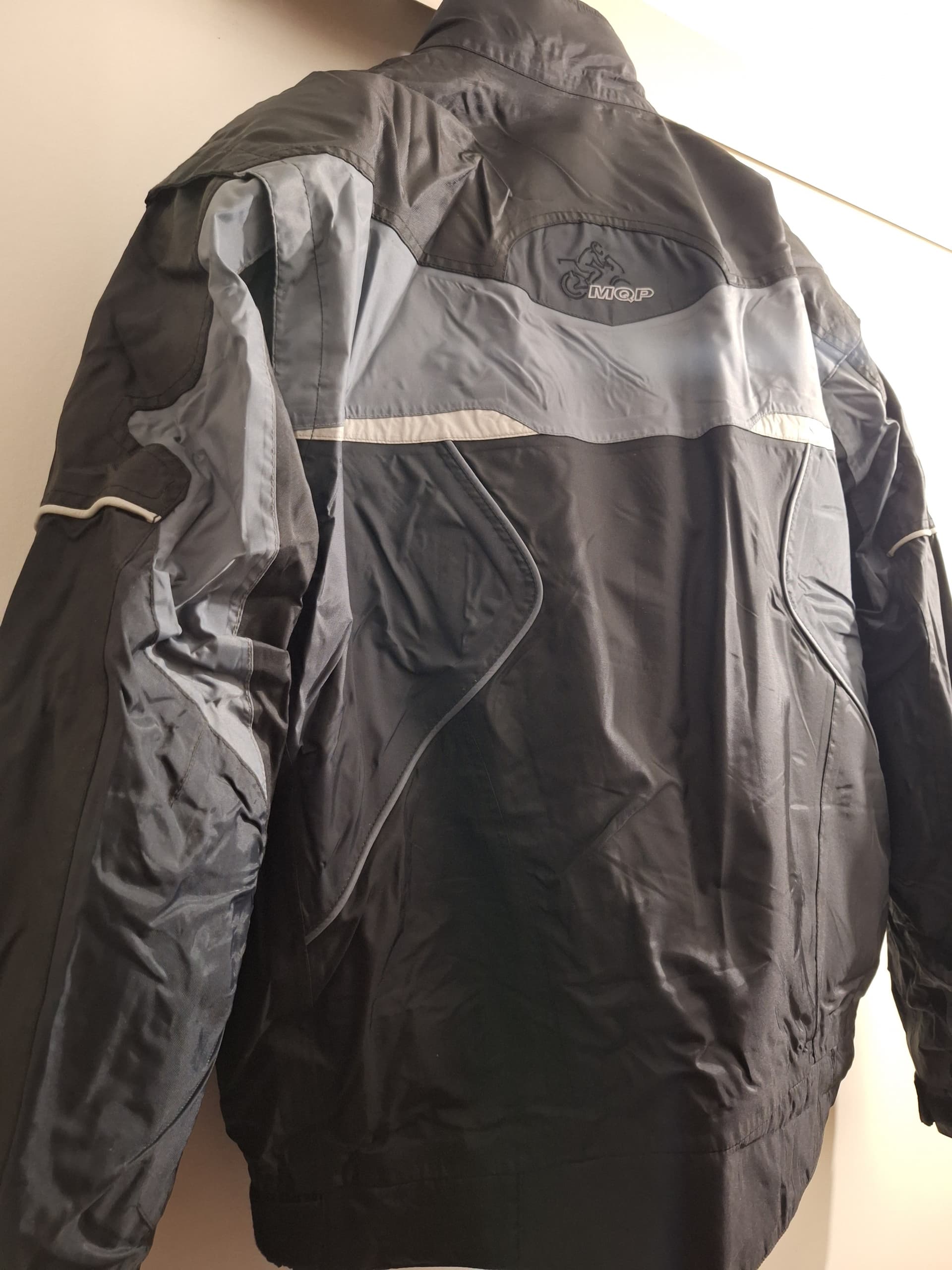 Veste coupe vent MQP neuve avec étiquettes — photo 3/5