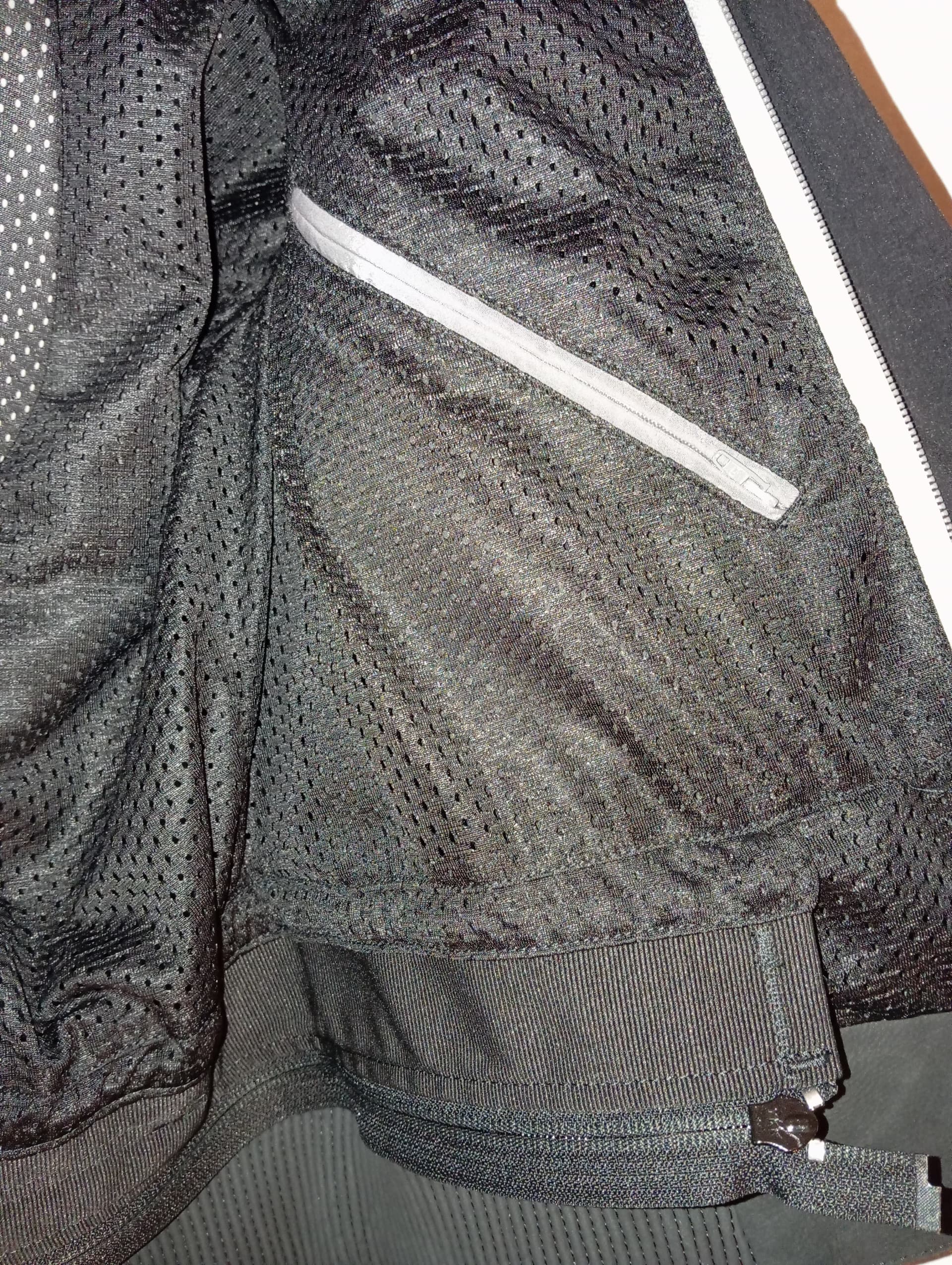 Veste en cuir BMW  ATLANTIS TAILLE 52 NEUF avec étiquette — photo 2/5