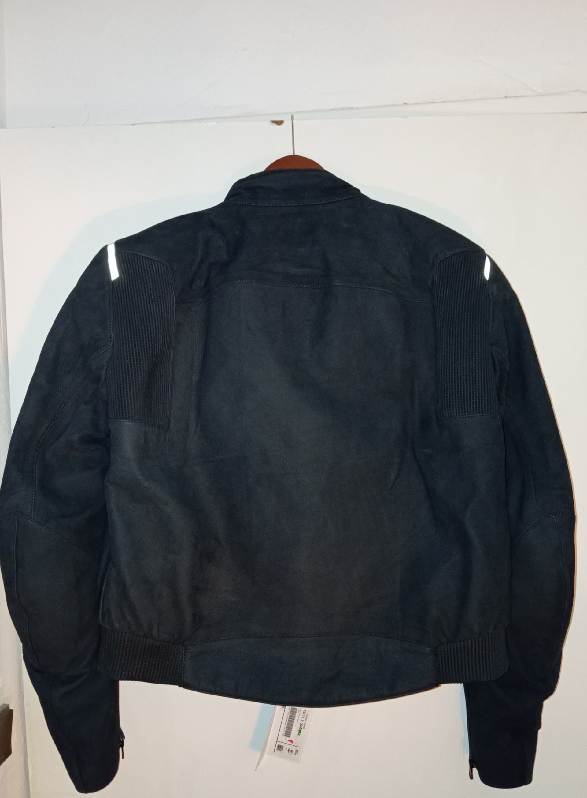 Veste en cuir BMW  ATLANTIS TAILLE 52 NEUF avec étiquette — photo 3/5