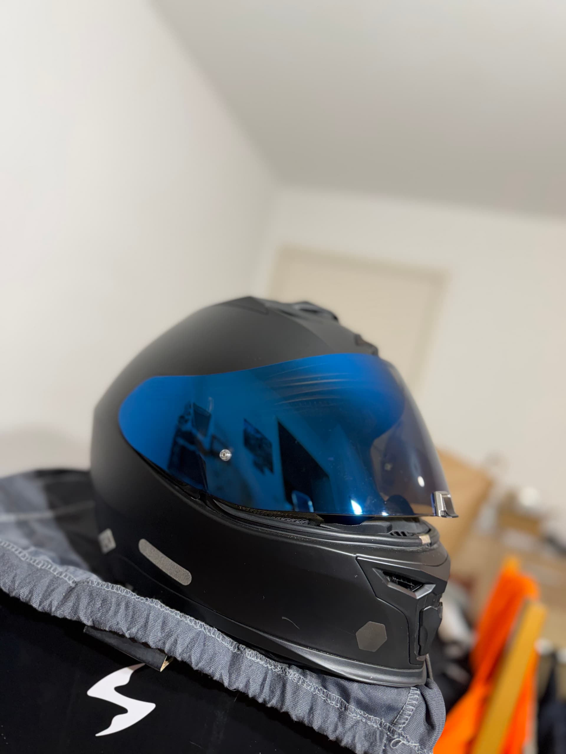 Casque Scorpion Exo 520 Evo air solid (taille L) + accessoires — photo 2/5