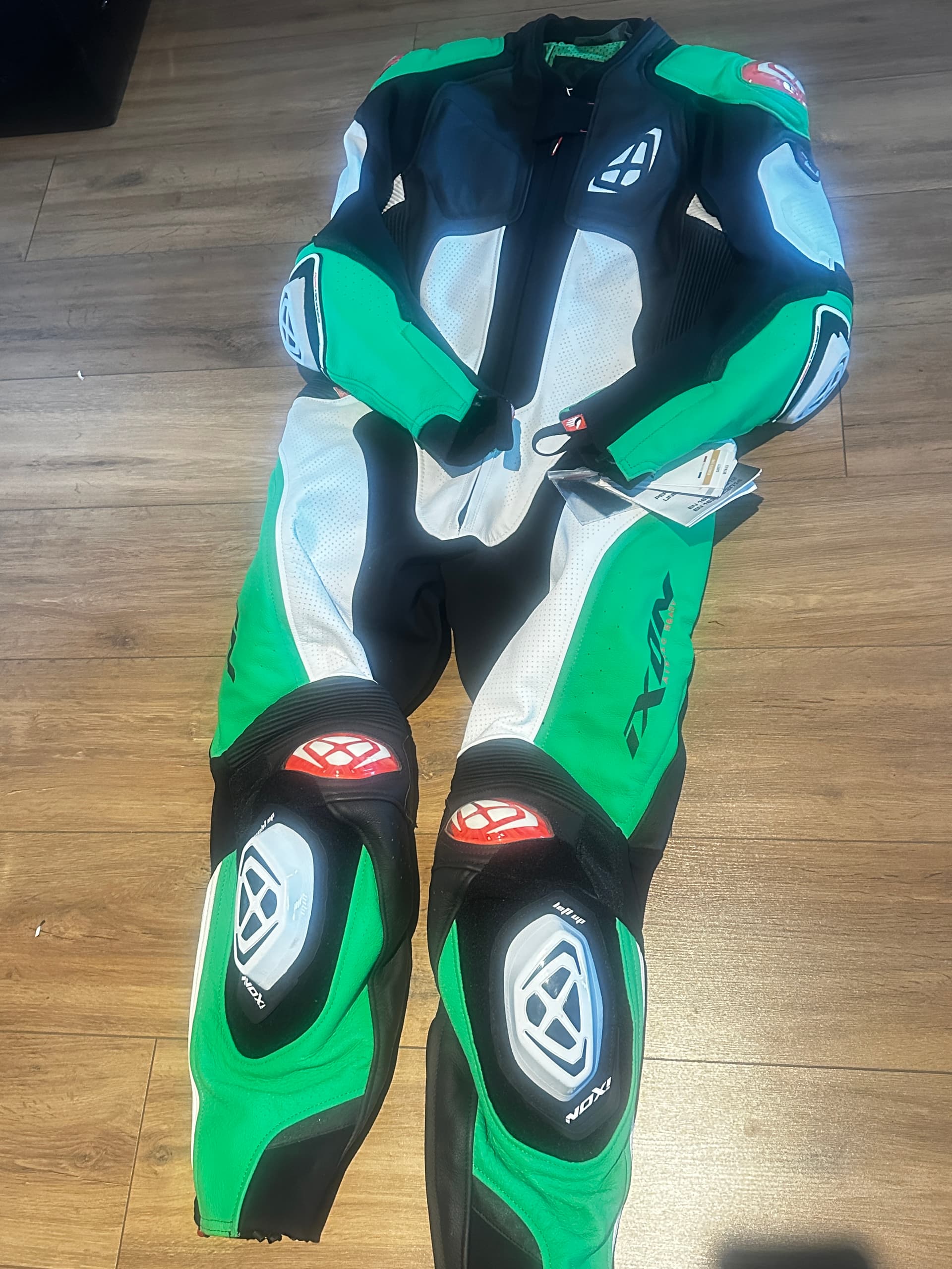 Combinaison vendetta taille xl neuve avec étiquette