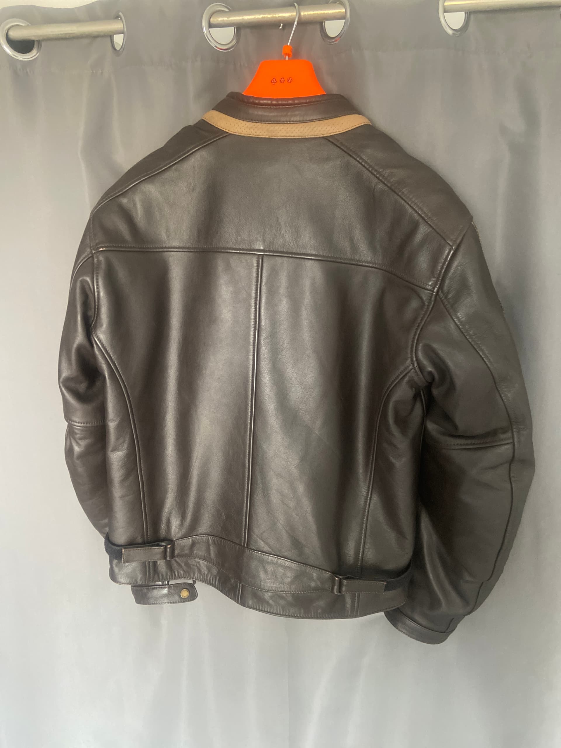 Blouson de cuir — photo 2/2