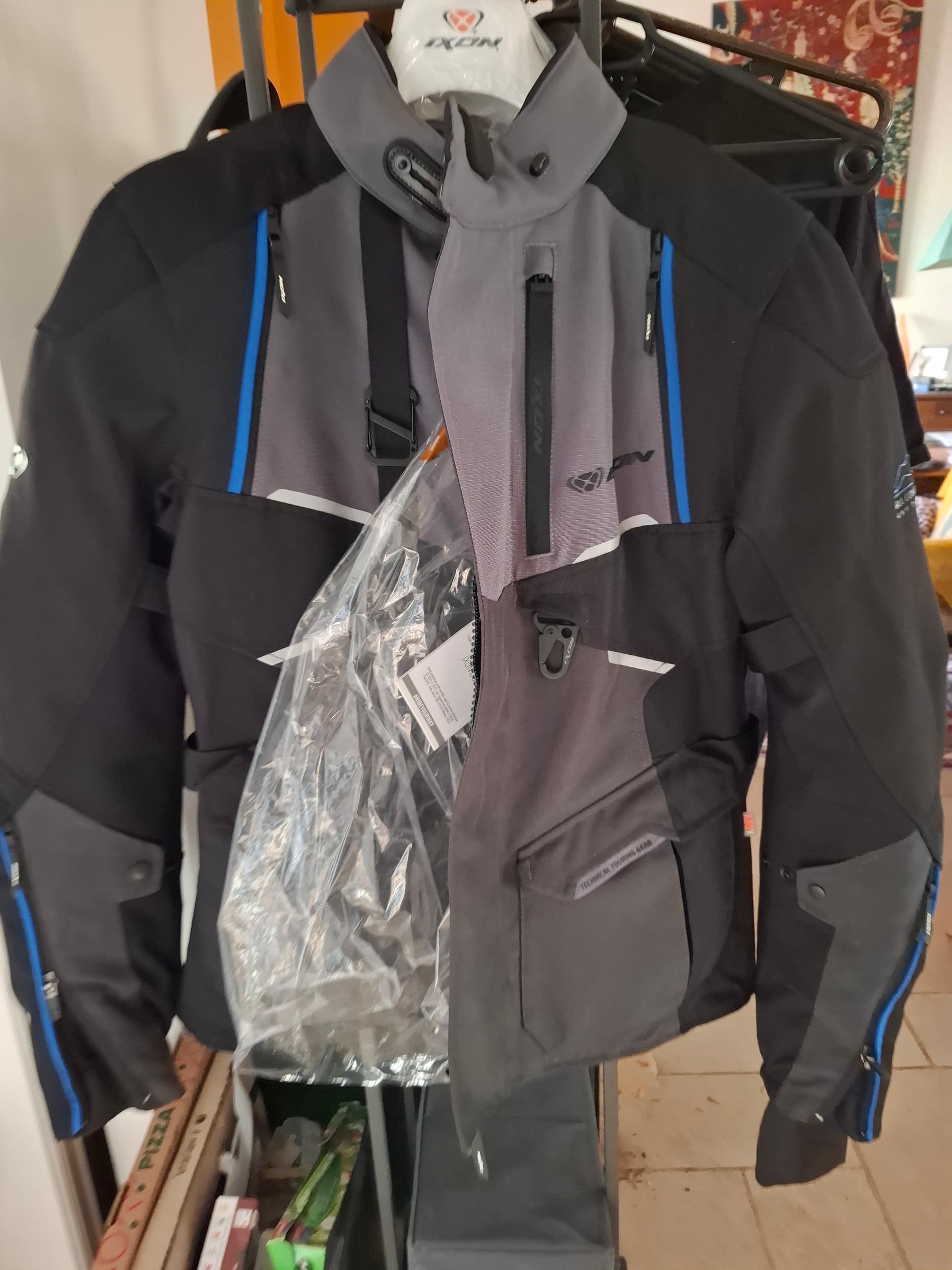 Veste IXON Eddas t.M étiquetée neuve — photo 3/4