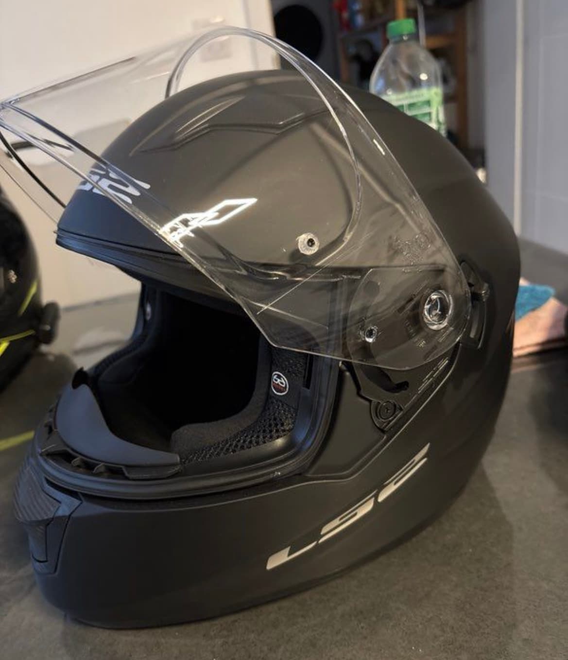 Casque LS2 — photo 1/4