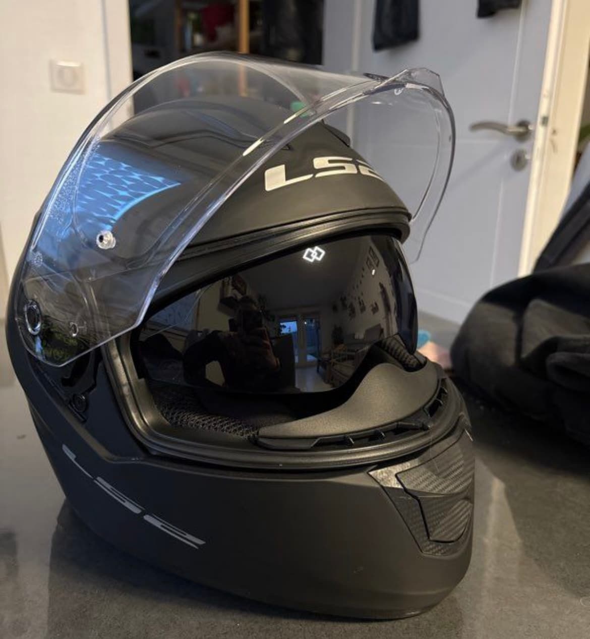 Casque LS2 — photo 2/4