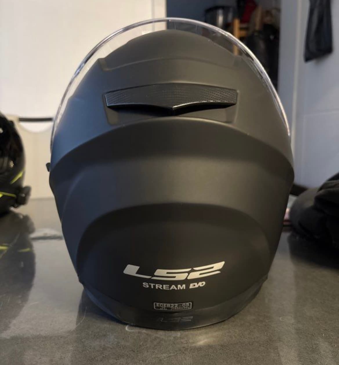 Casque LS2 — photo 3/4