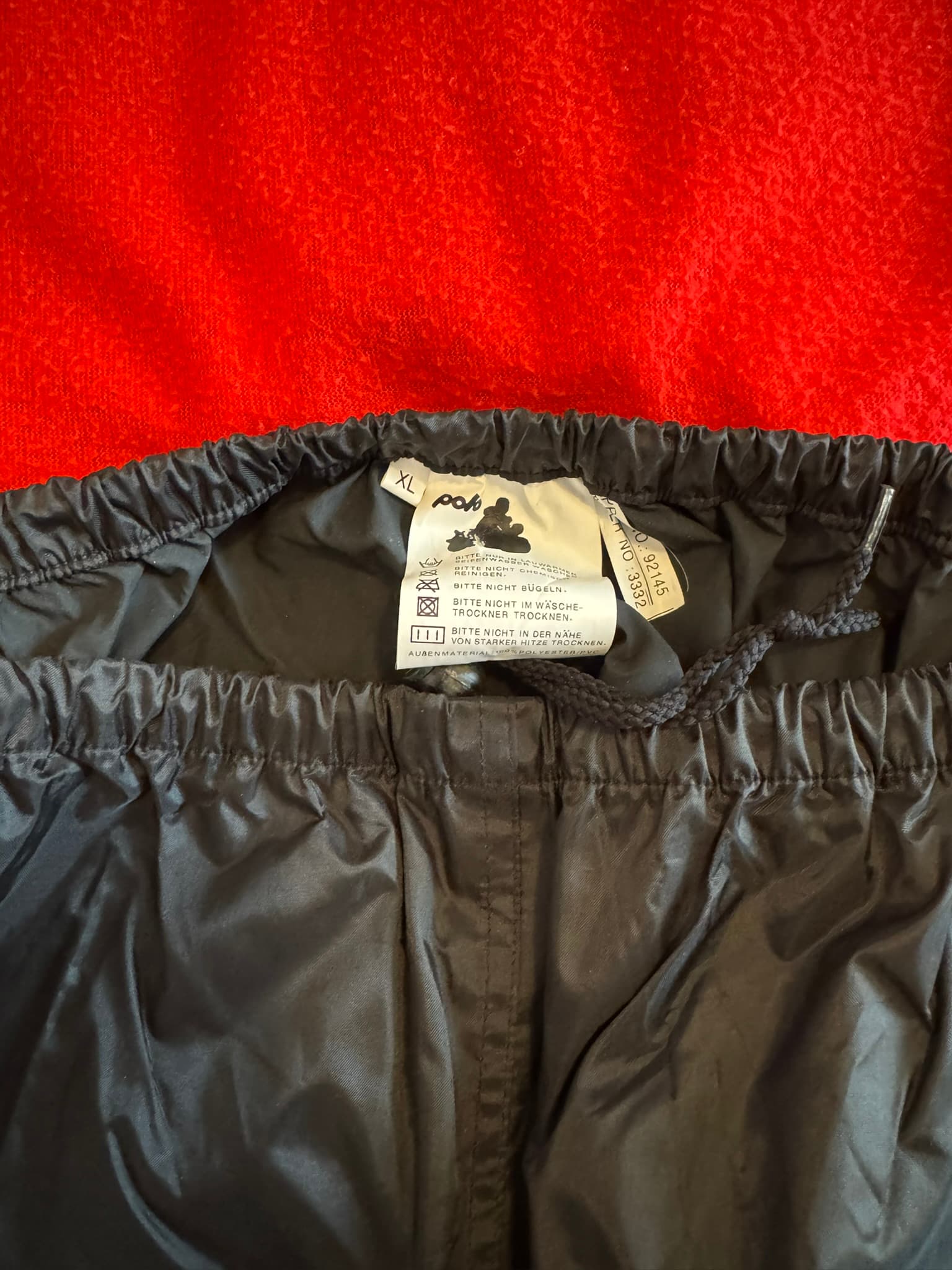 Pantalon de pluie — photo 2/2
