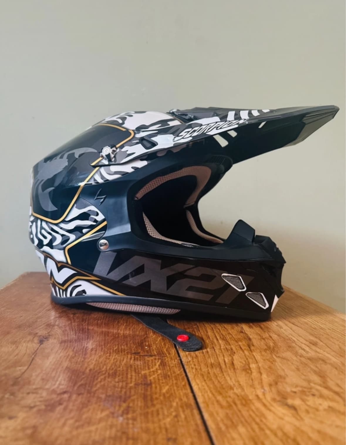 Casque de moto de cross SCORPION taille S — photo 2/2