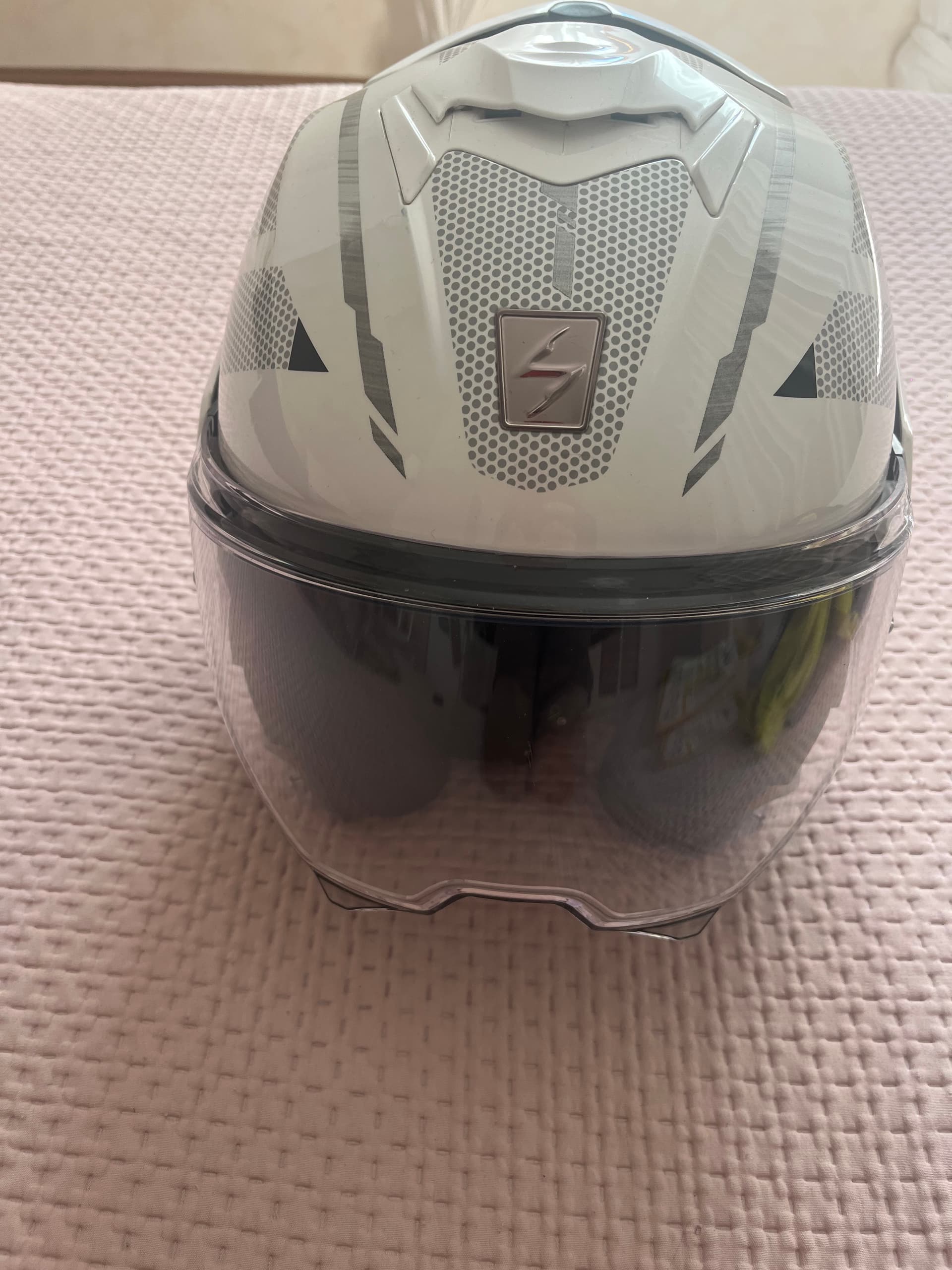 Casque Scorpion Exo-Teck Square double homologations
