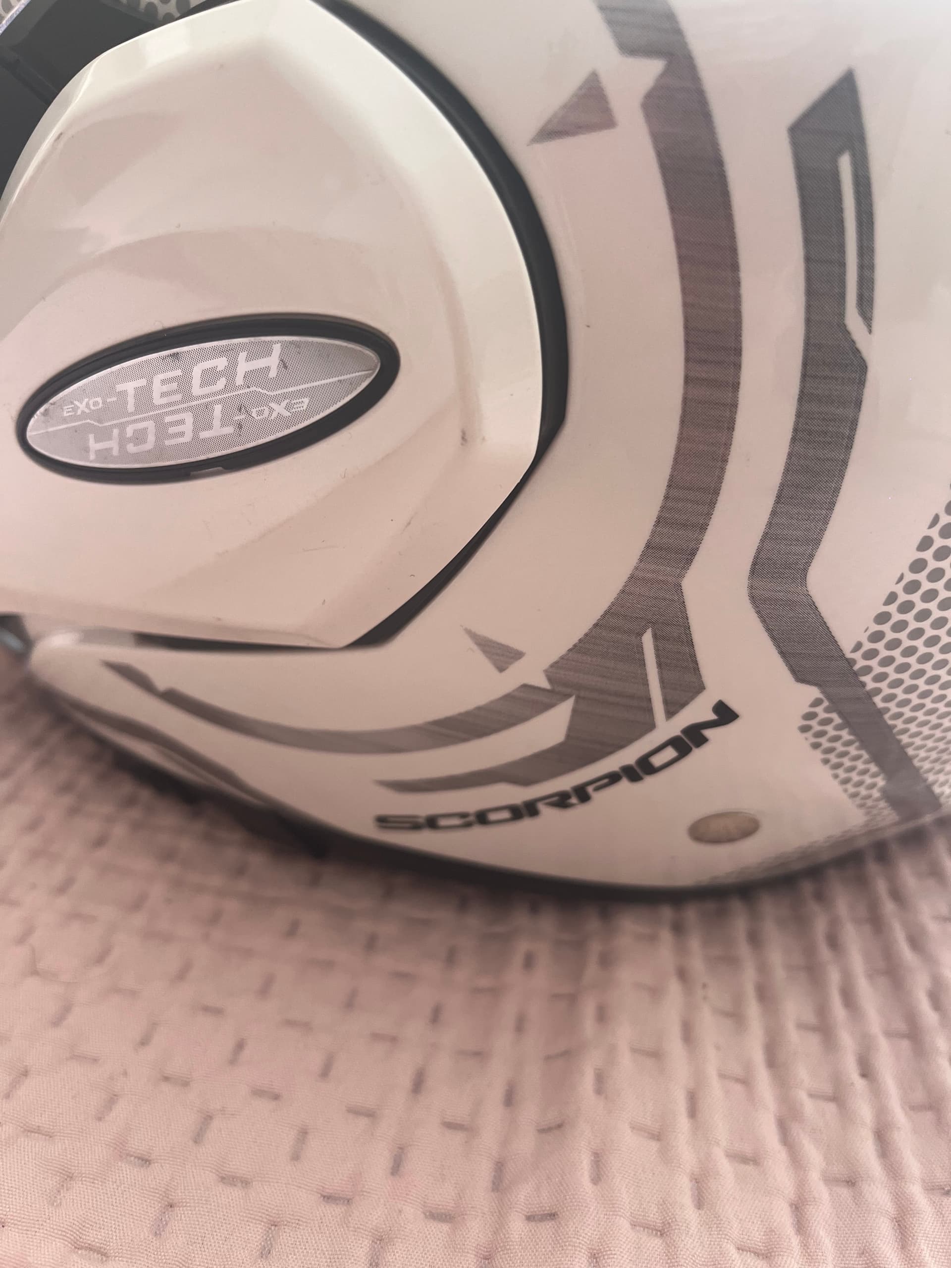 Casque Scorpion Exo-Teck Square double homologations — photo 4/5