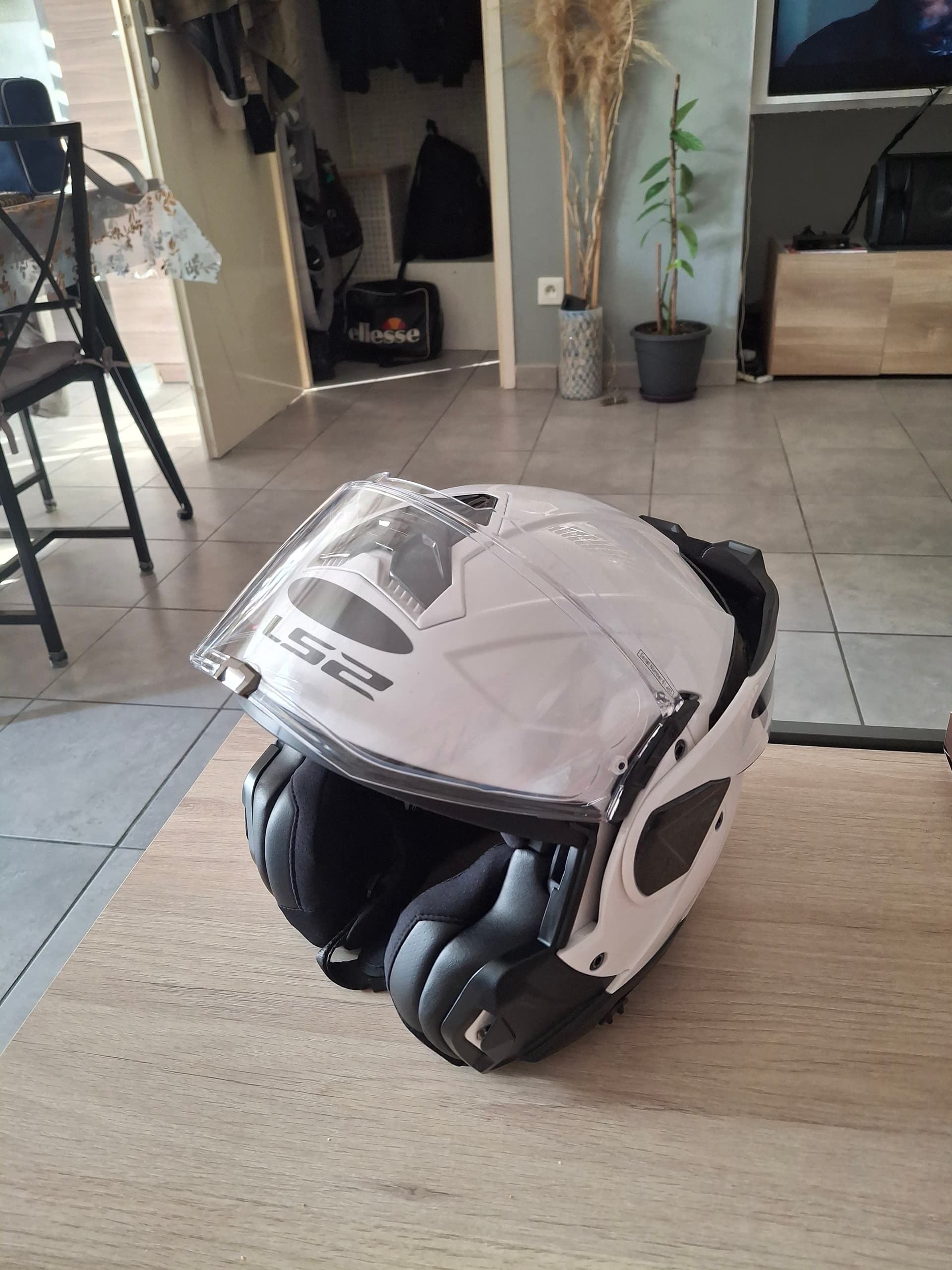 Casque moto LS2 FF910 ADVANT 2 — photo 2/3
