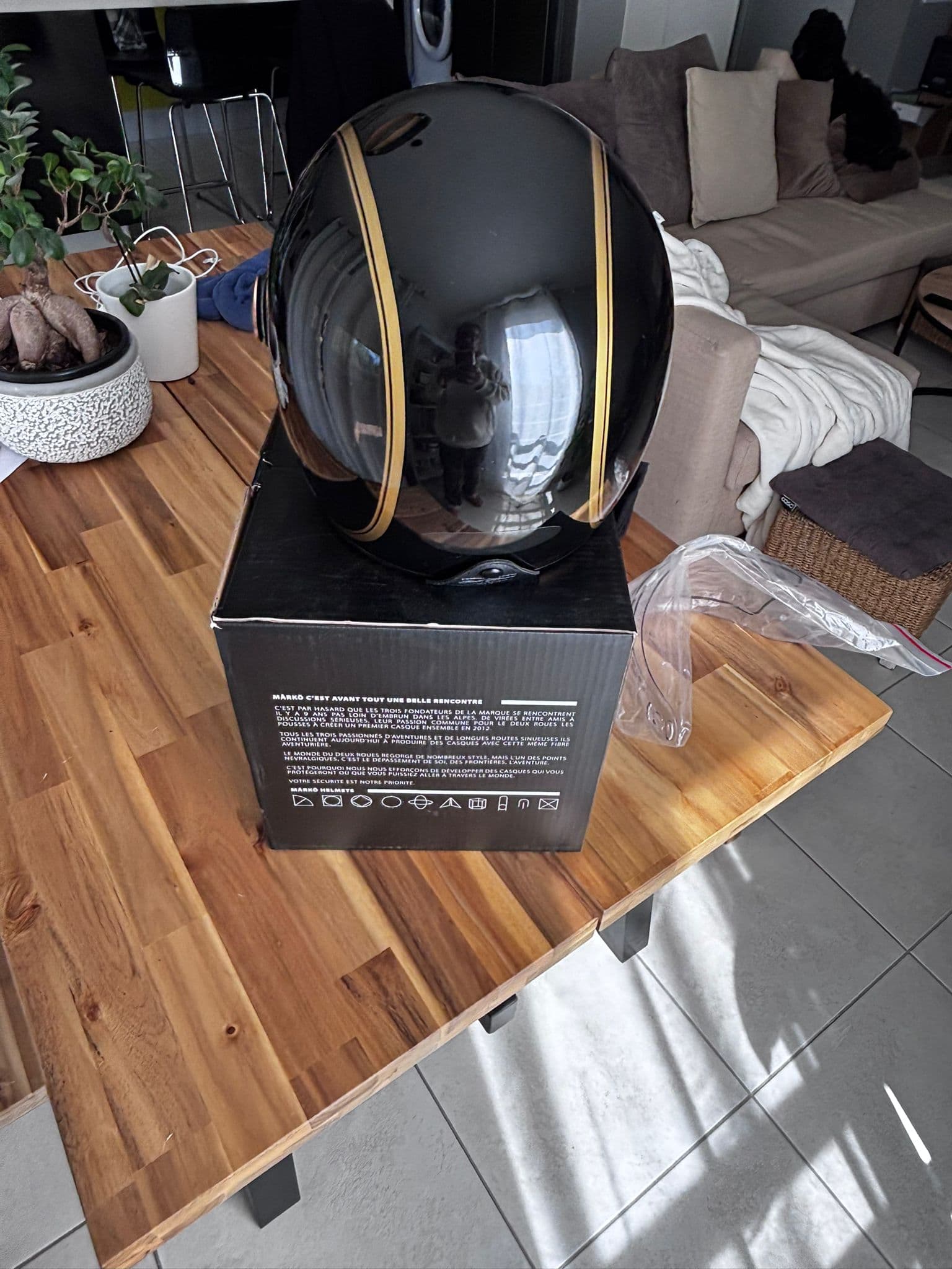 Casque Intégral Full Moon 2 - Mârkö Helmets - NOIR ET OR — photo 4/4