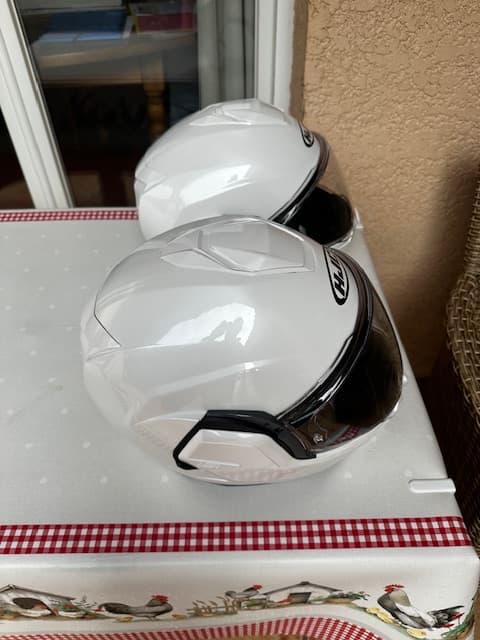 VENDS 2 CASQUES
