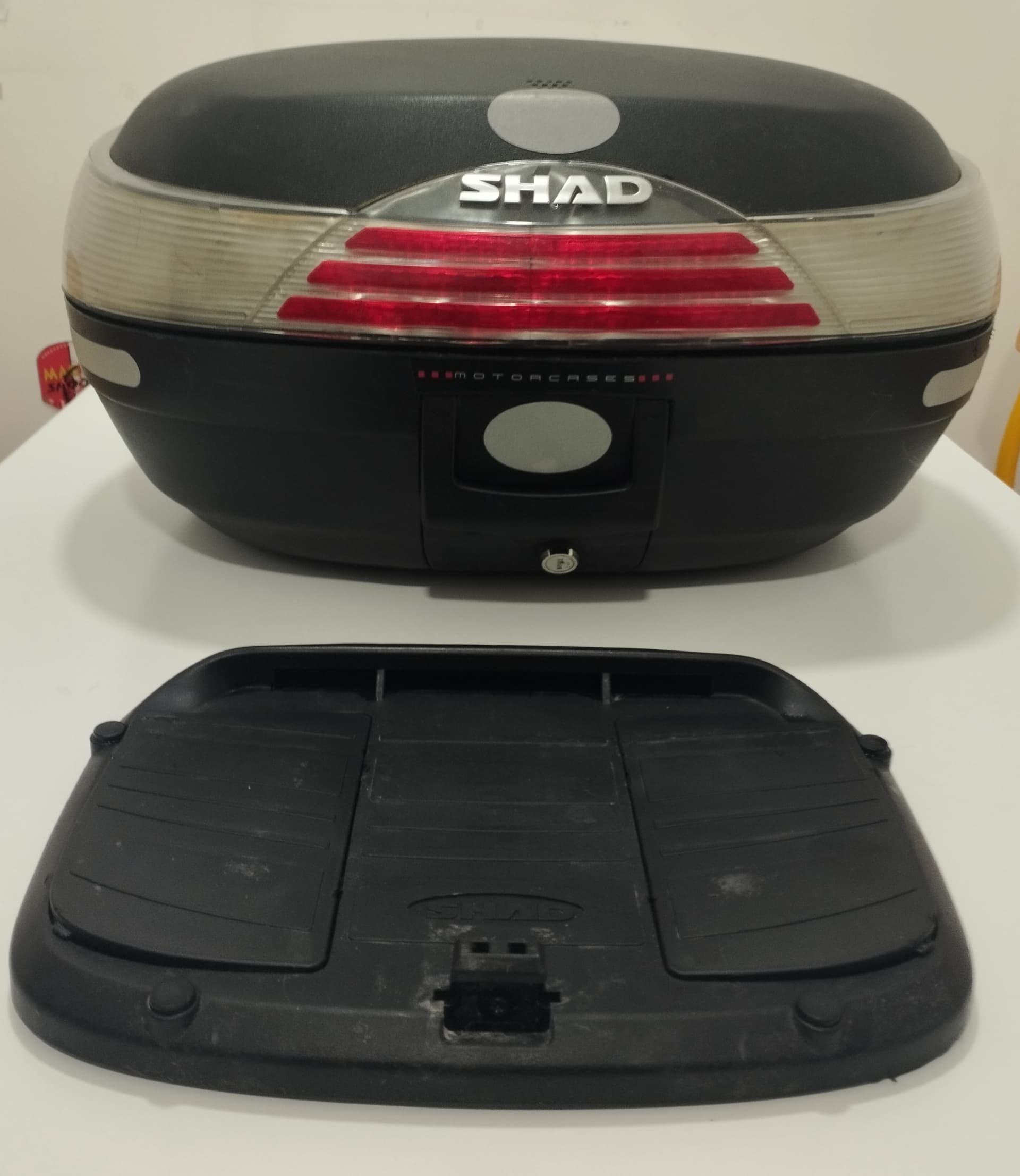 Vends top case SHAD SH46 — photo 2/3