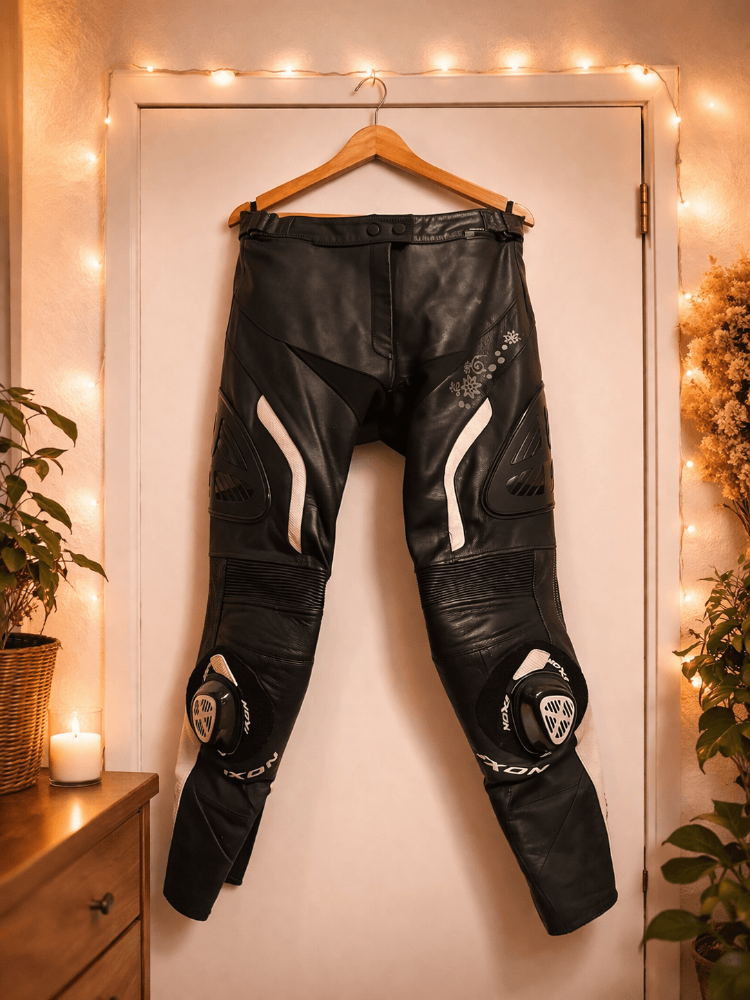 Pantalon cuir moto femme – Ixon – Taille 38 — photo 2/6