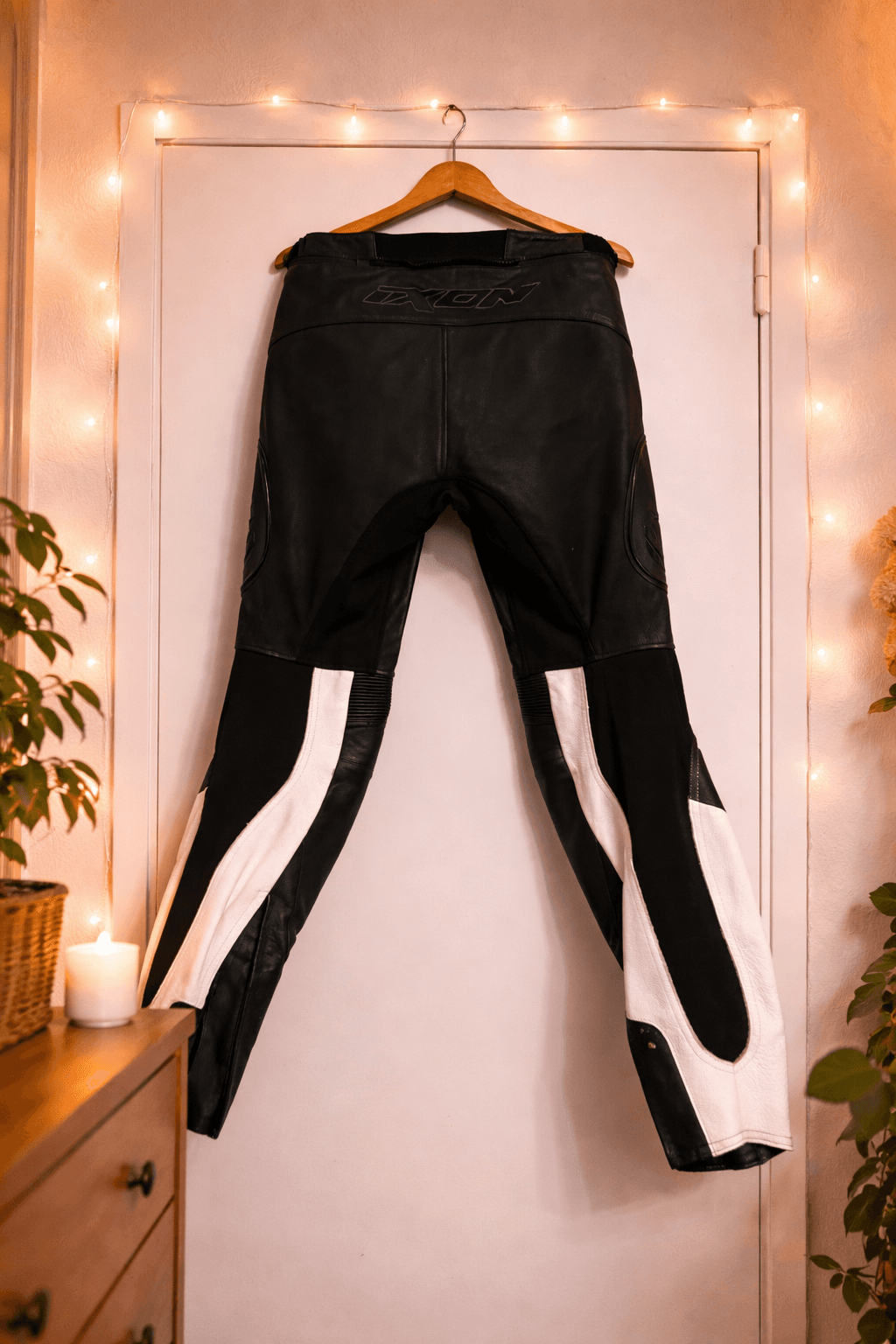 Pantalon cuir moto femme – Ixon – Taille 38 — photo 4/6