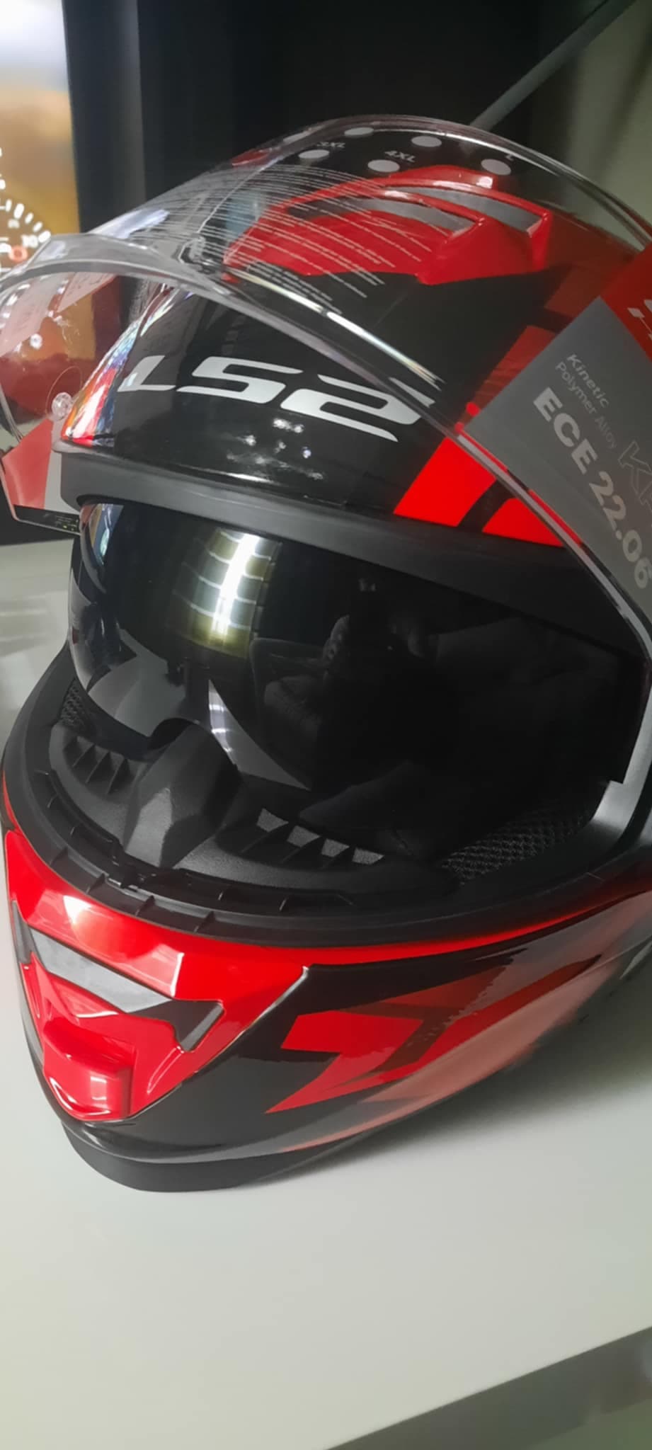 Casque LS2 neuf — photo 3/3