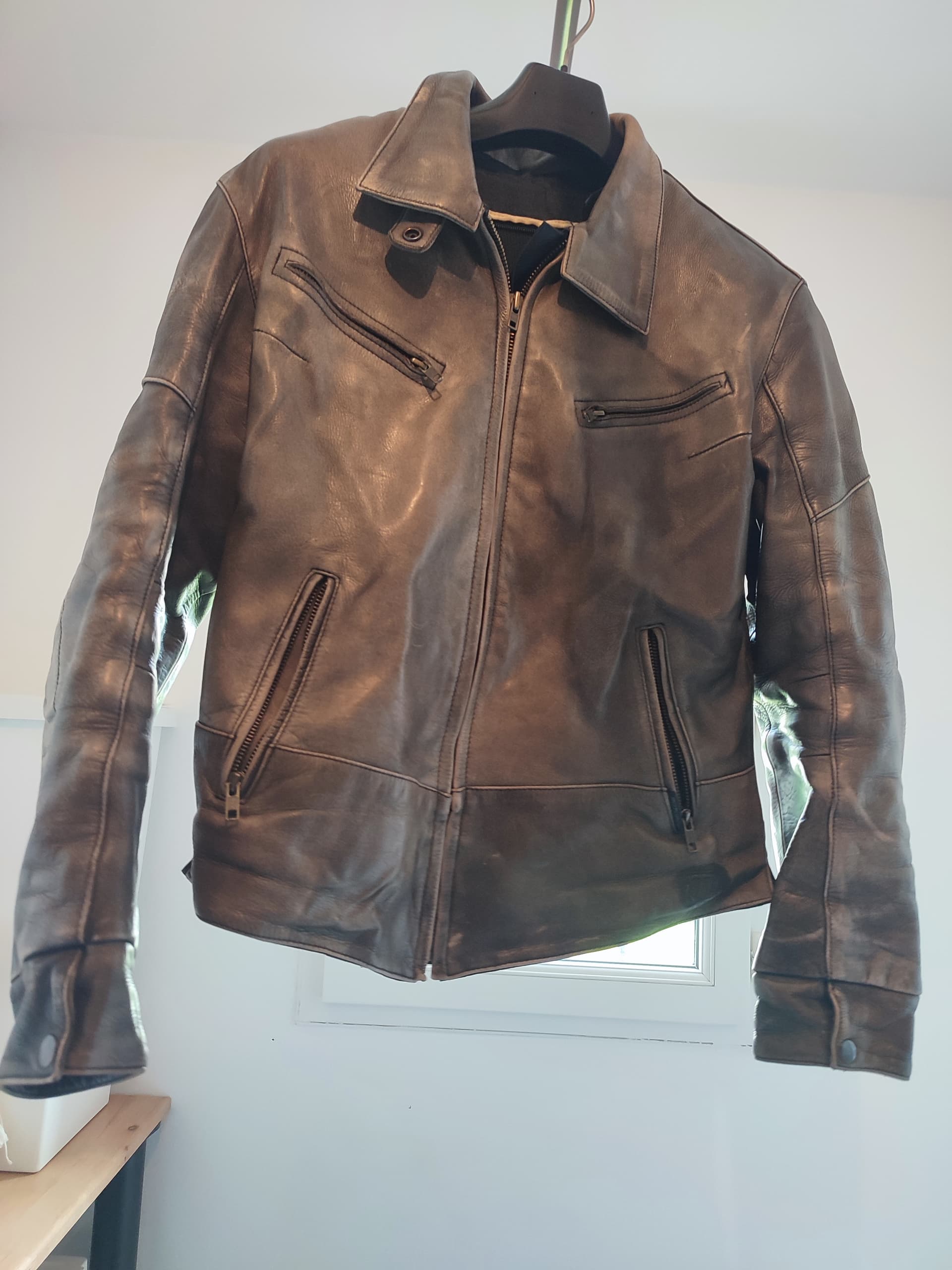 Blouson cuir femme T M/L — photo 2/4