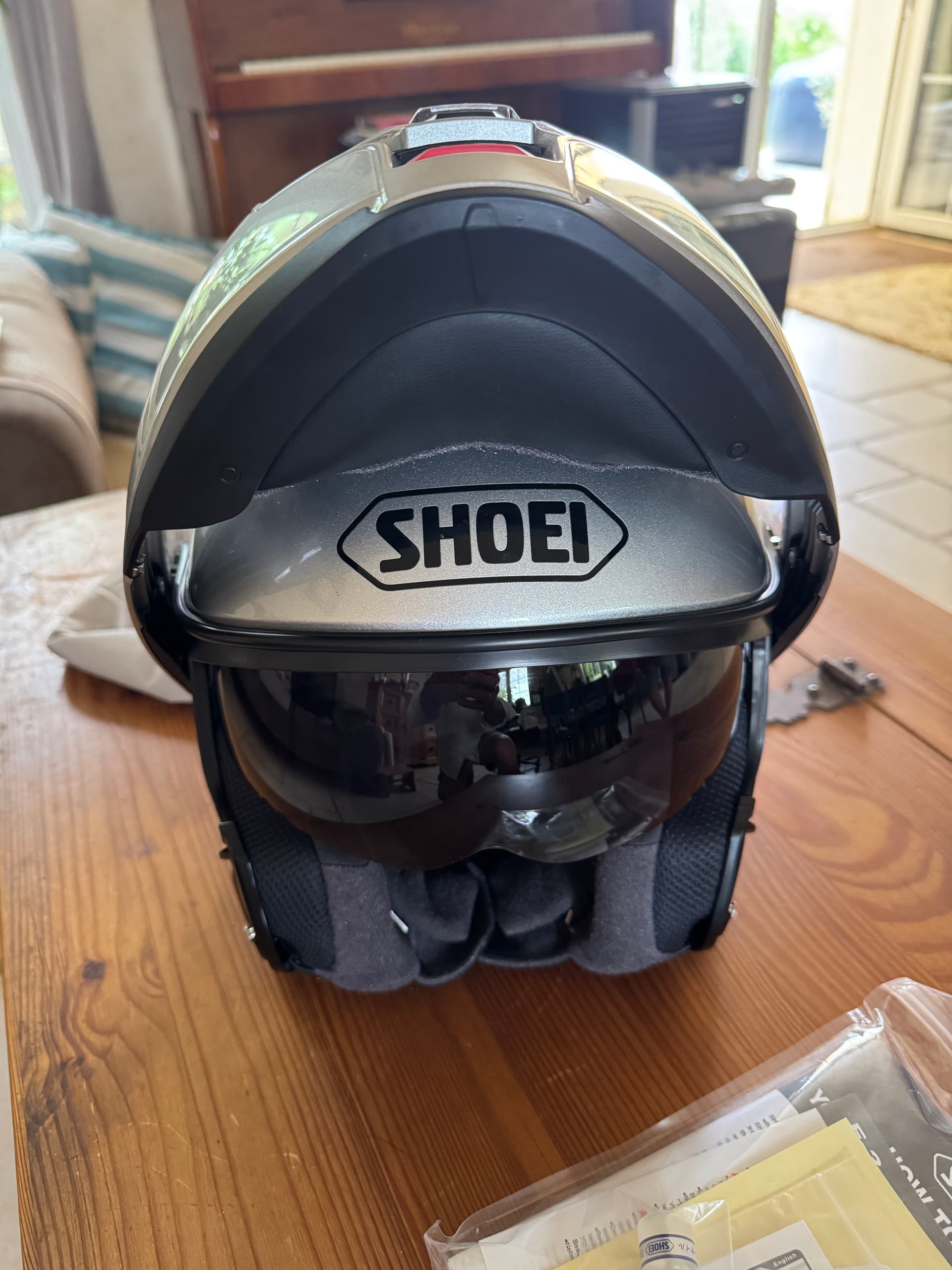 CASQUE SHOEI NEOTEC 3 TAILLE S NEUF JAMAIS SERVI — photo 3/3