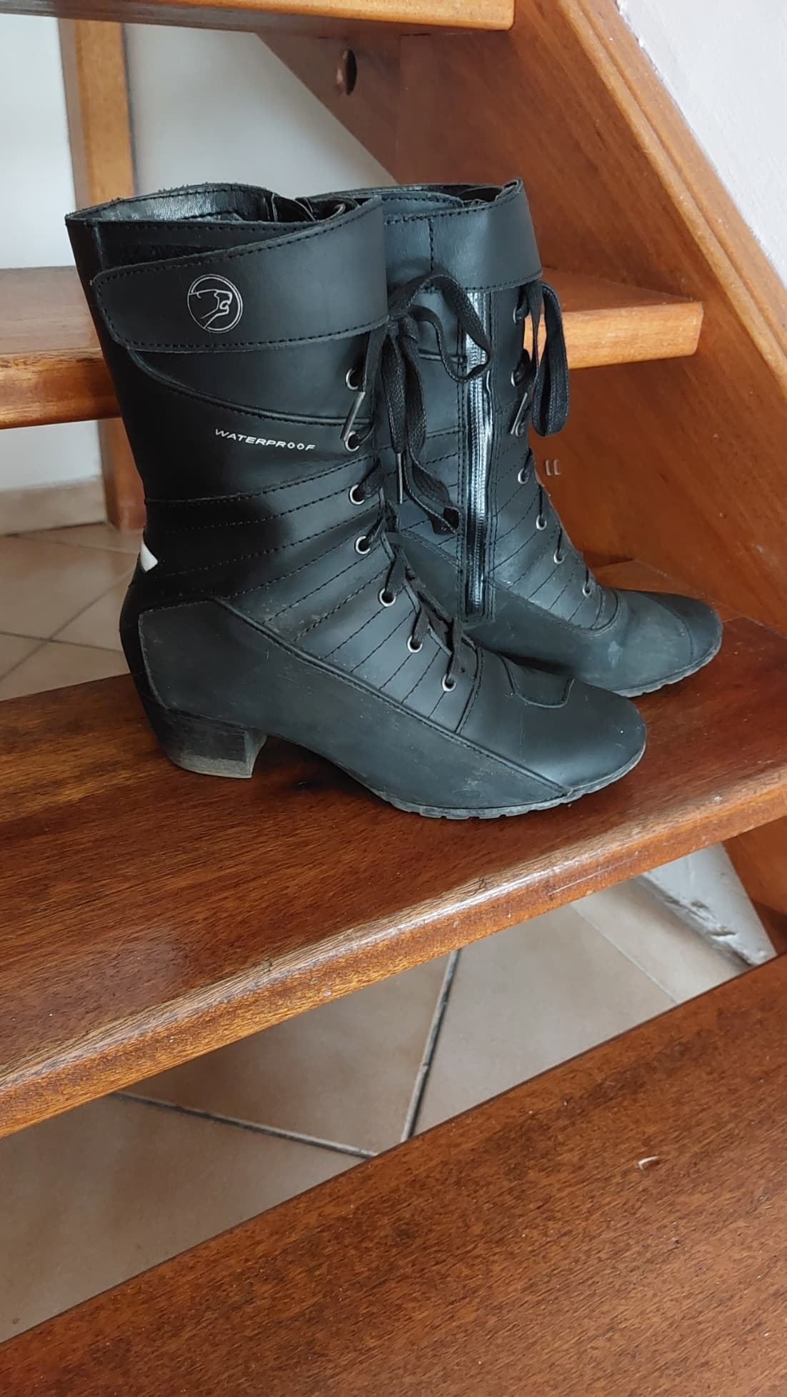 BOTTINES MOTARDE