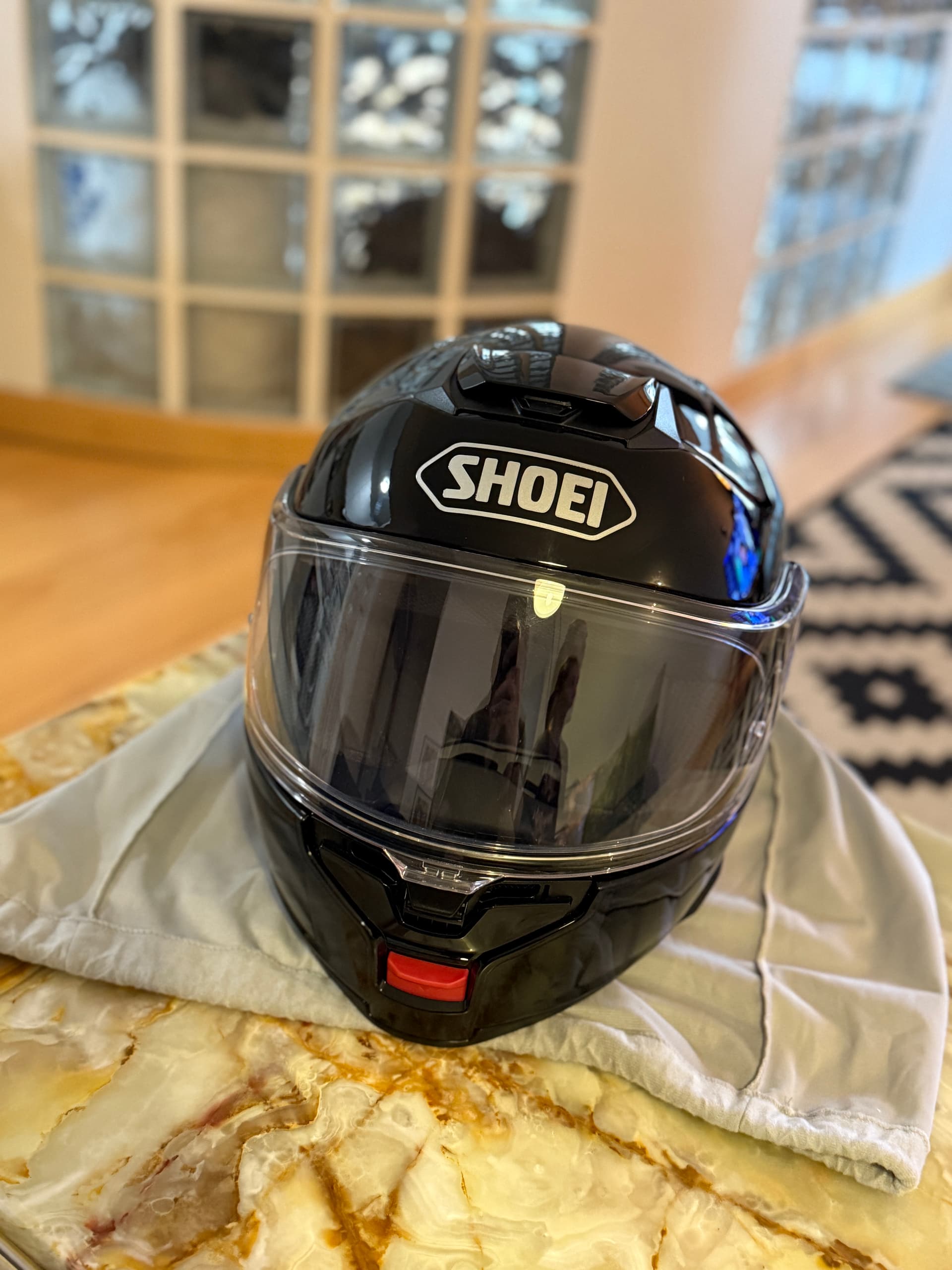 Casque Shoei Neotec 3 - taille XS - noir brillant - comme neuf — photo 3/3