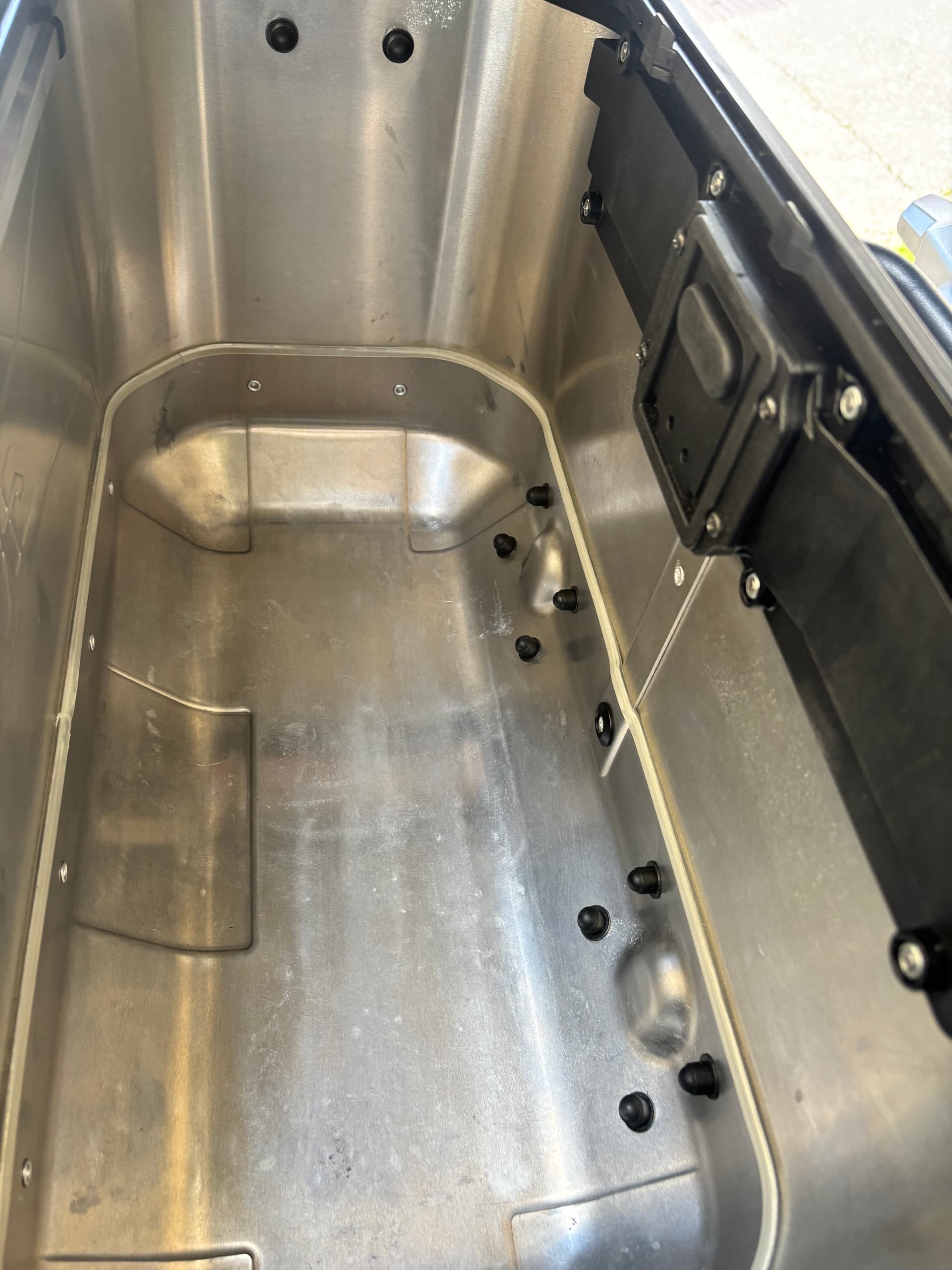 2 Valises latéral givi trekker dolomiti — photo 5/6