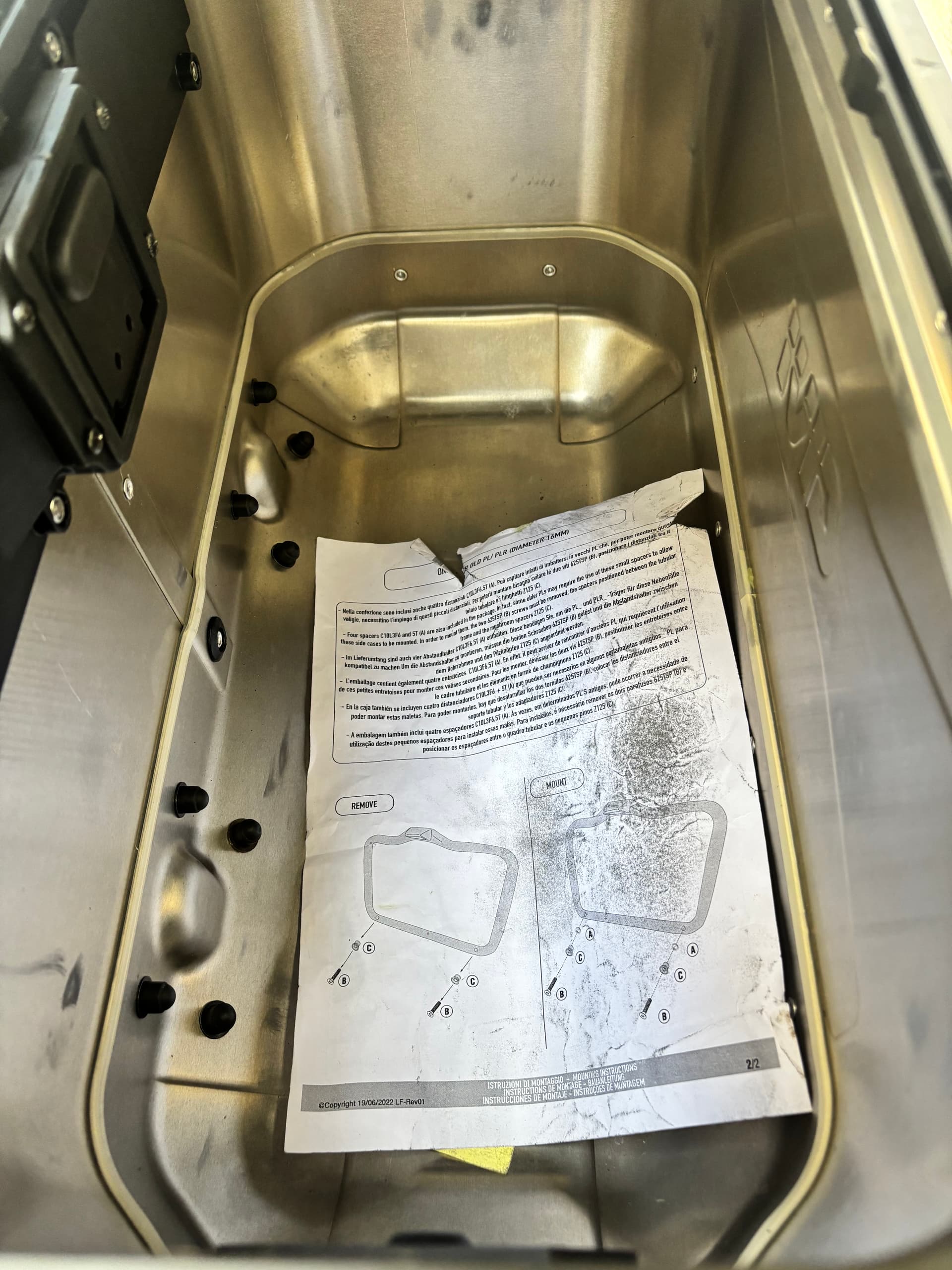 2 Valises latéral givi trekker dolomiti — photo 6/6