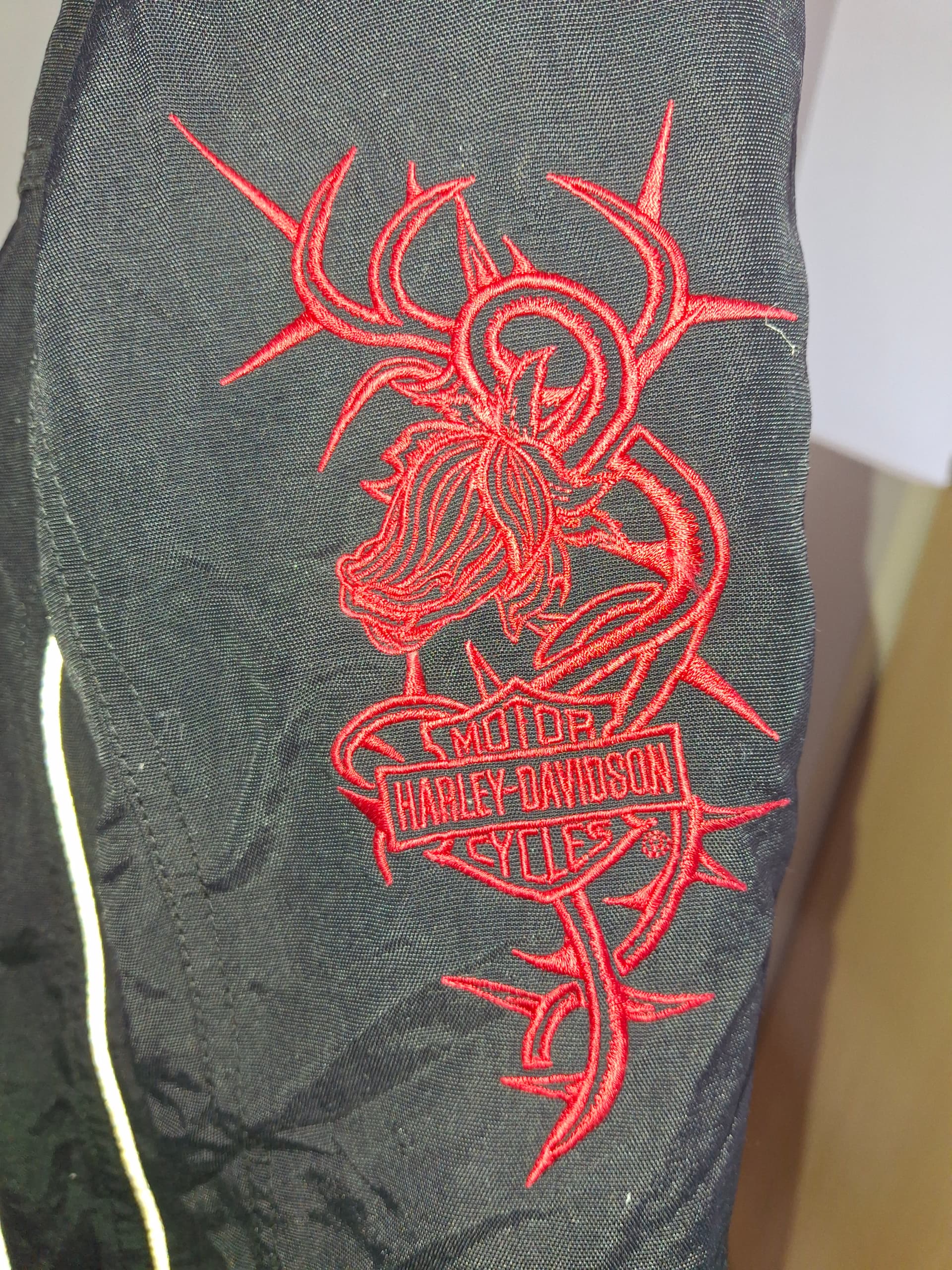 Blouson textile femme Harley Davidson broderie rouge taille S — photo 3/5