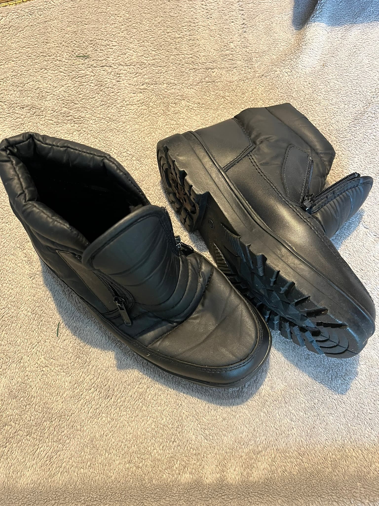 Boots/chaussures noires femme T39 imperméable très bon état — photo 6/6