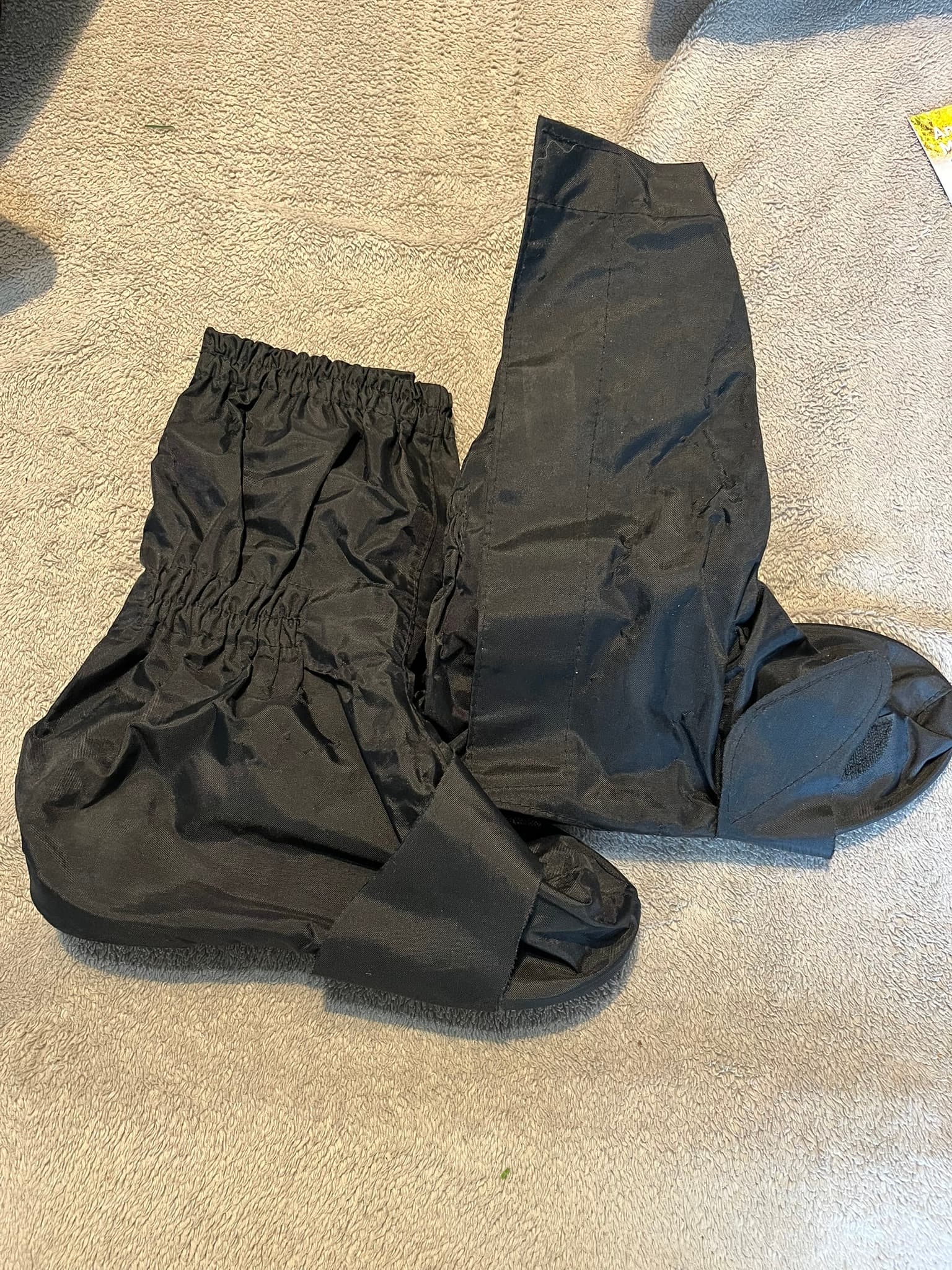 Surbottes noir femme taille M comme neuf – 2 systèmes de Velcro — photo 4/4