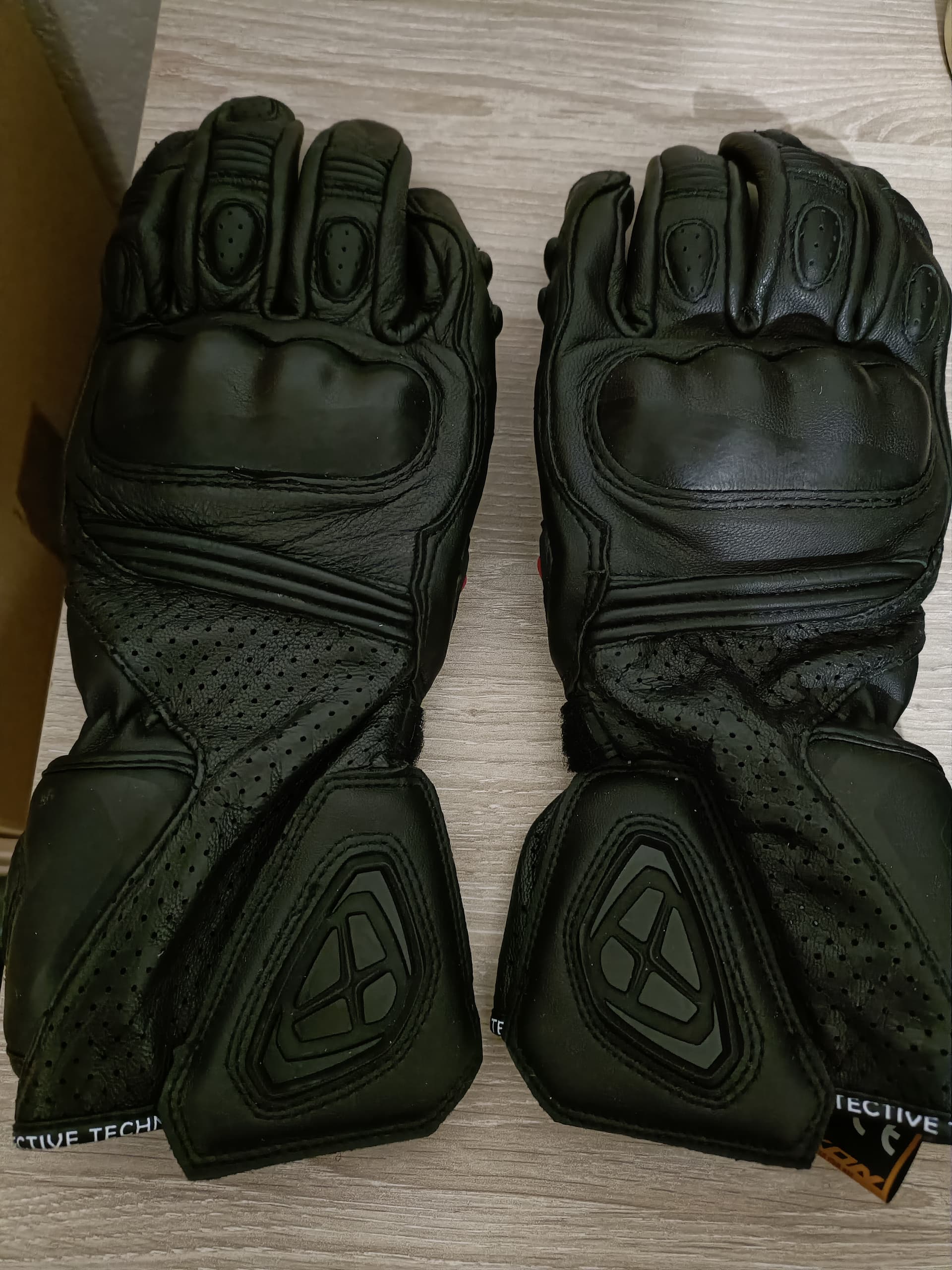 Lots de gants moto FEMME - taille XL et L