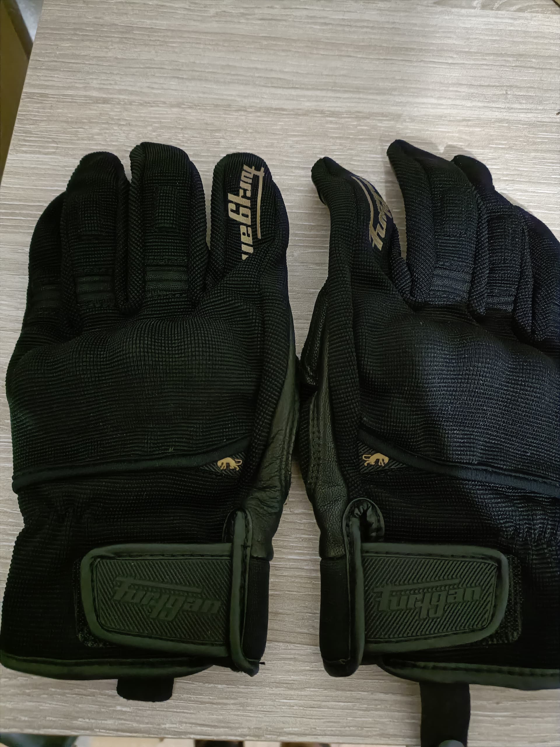 Lots de gants moto FEMME - taille XL et L — photo 3/5
