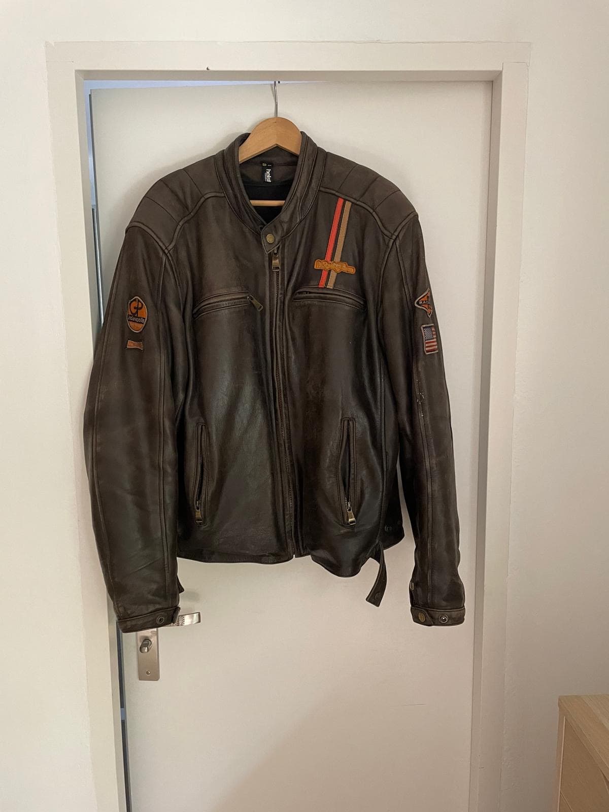 Blouson de moto Cuire Helstons