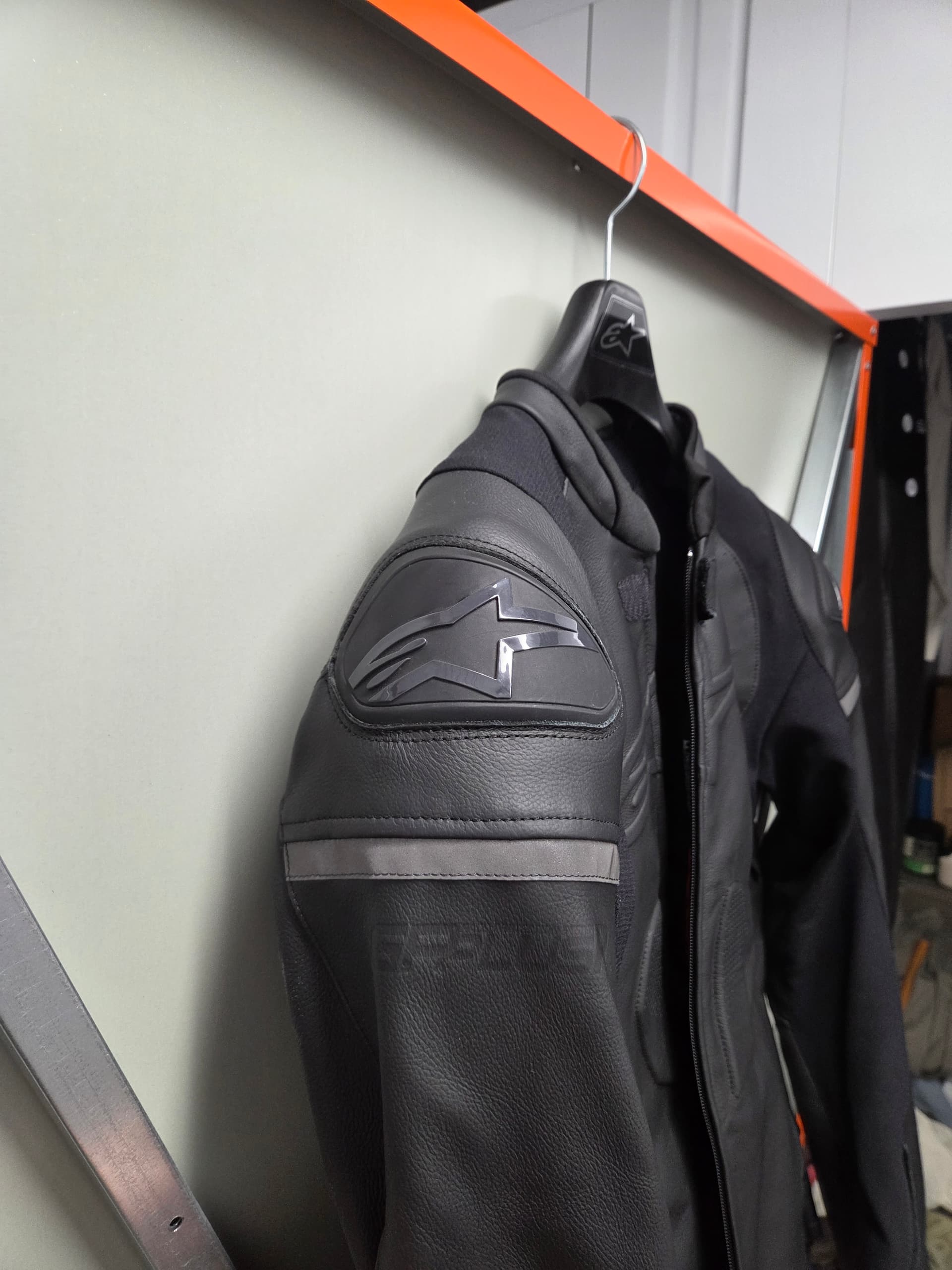 Alpinestars GP Plus R V3 cuir noir – Taille M + dorsale Furygan Motion Lab — photo 5/6
