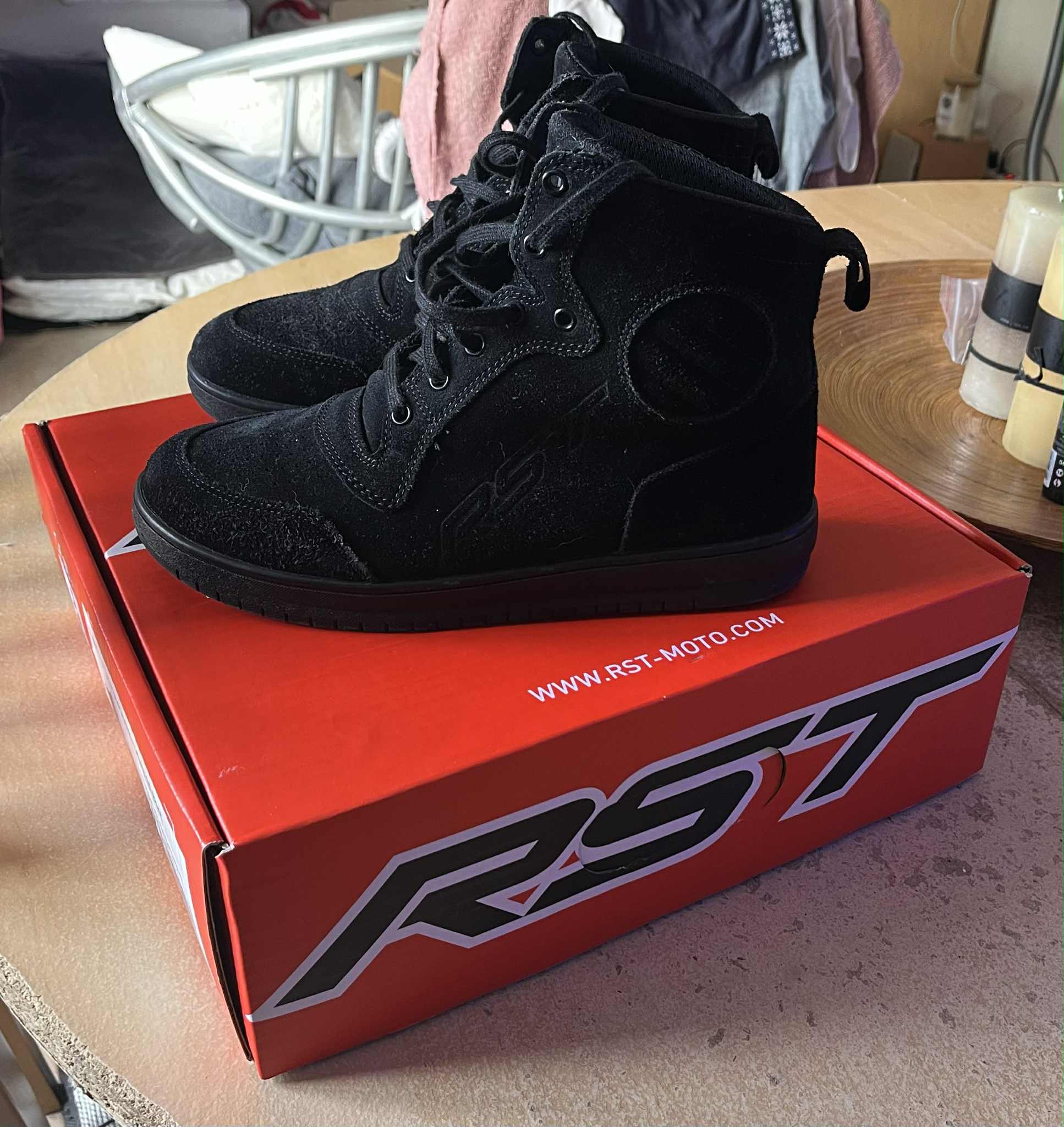Chaussures de moto RST — photo 2/5