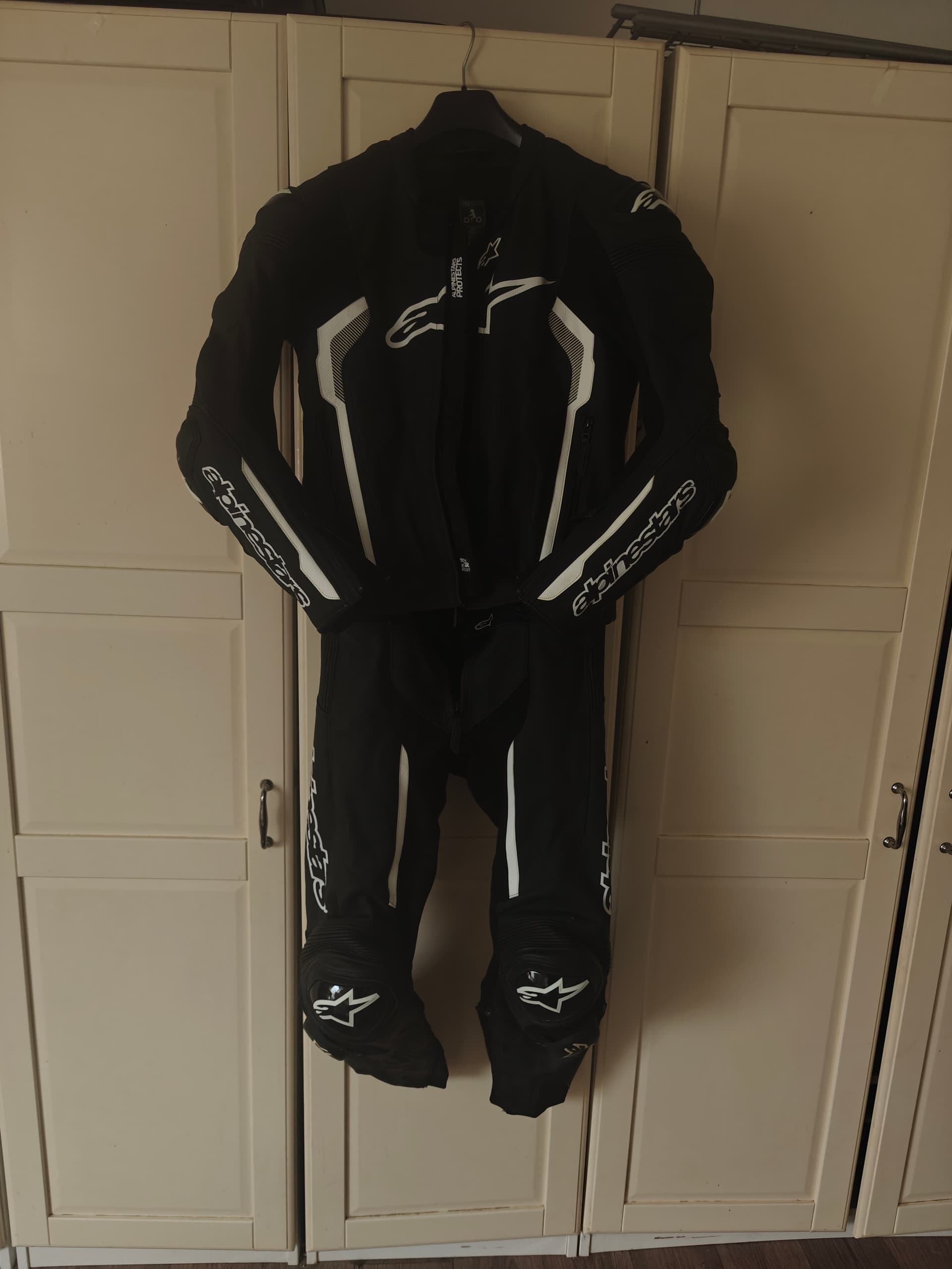 Combinaison cuir noir Alpinestars missile v2+ dorsale M — photo 2/6