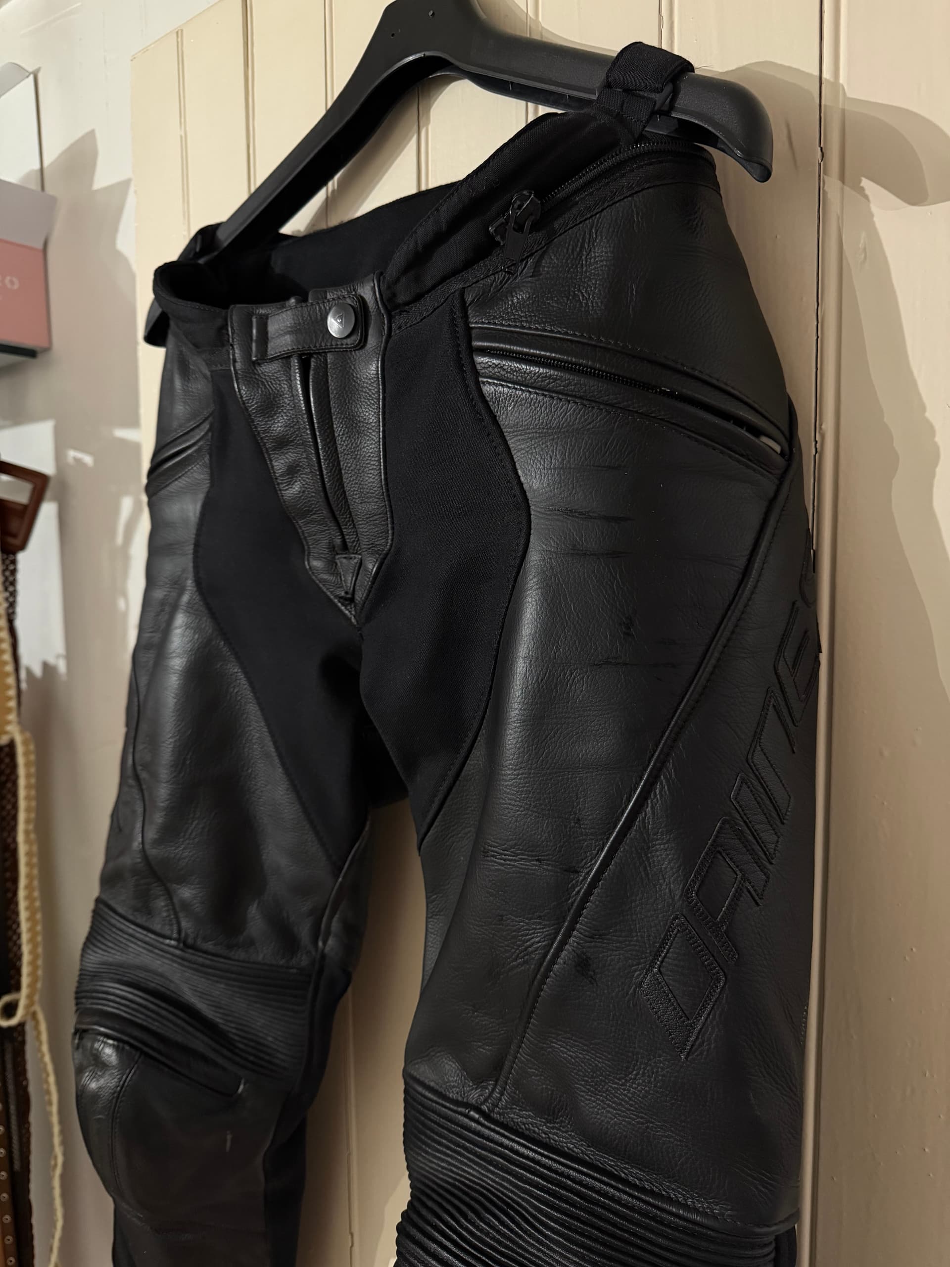 Pantalon cuir Dainese femme — photo 2/6